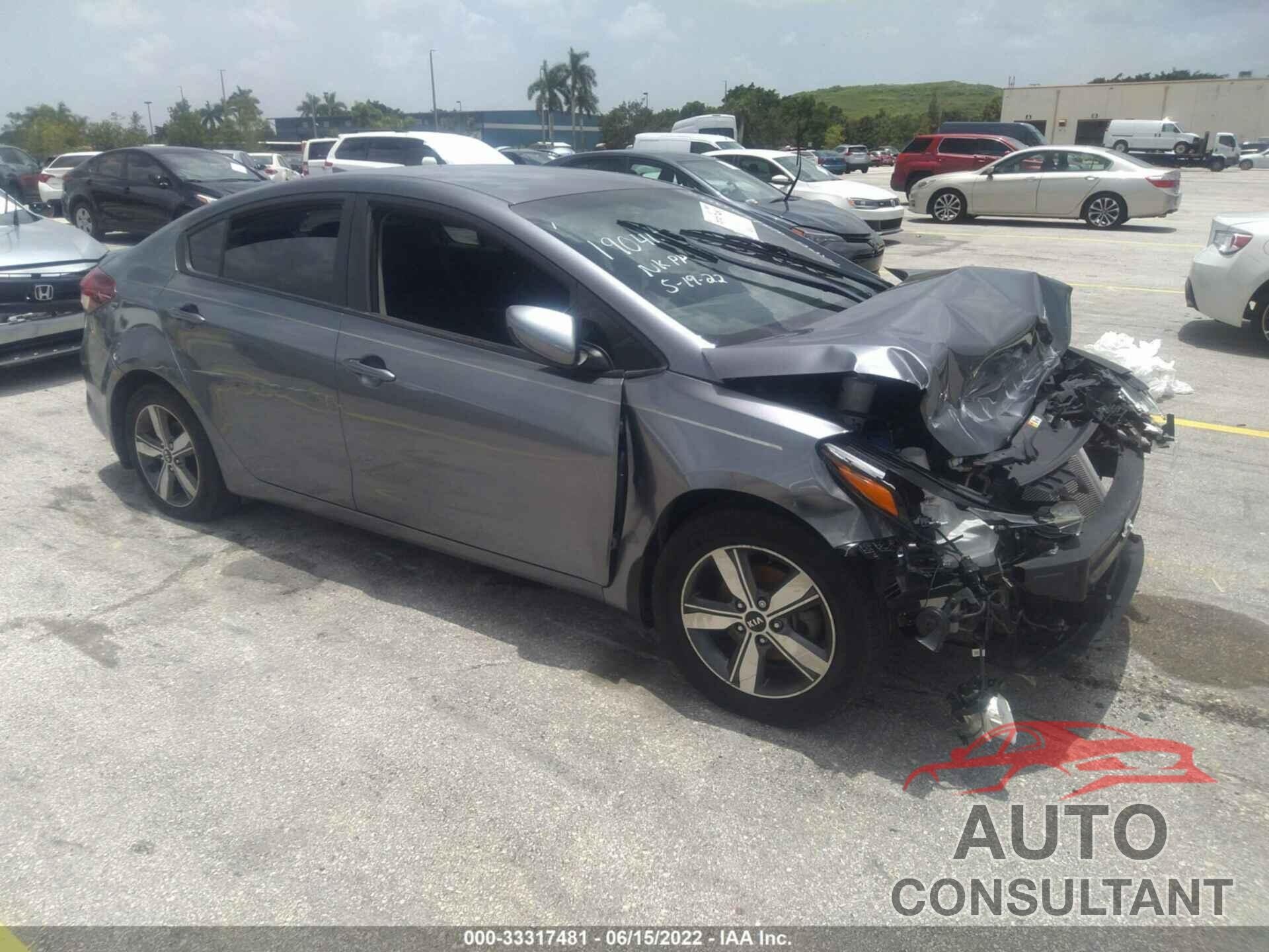 KIA FORTE 2018 - 3KPFL4A74JE190415