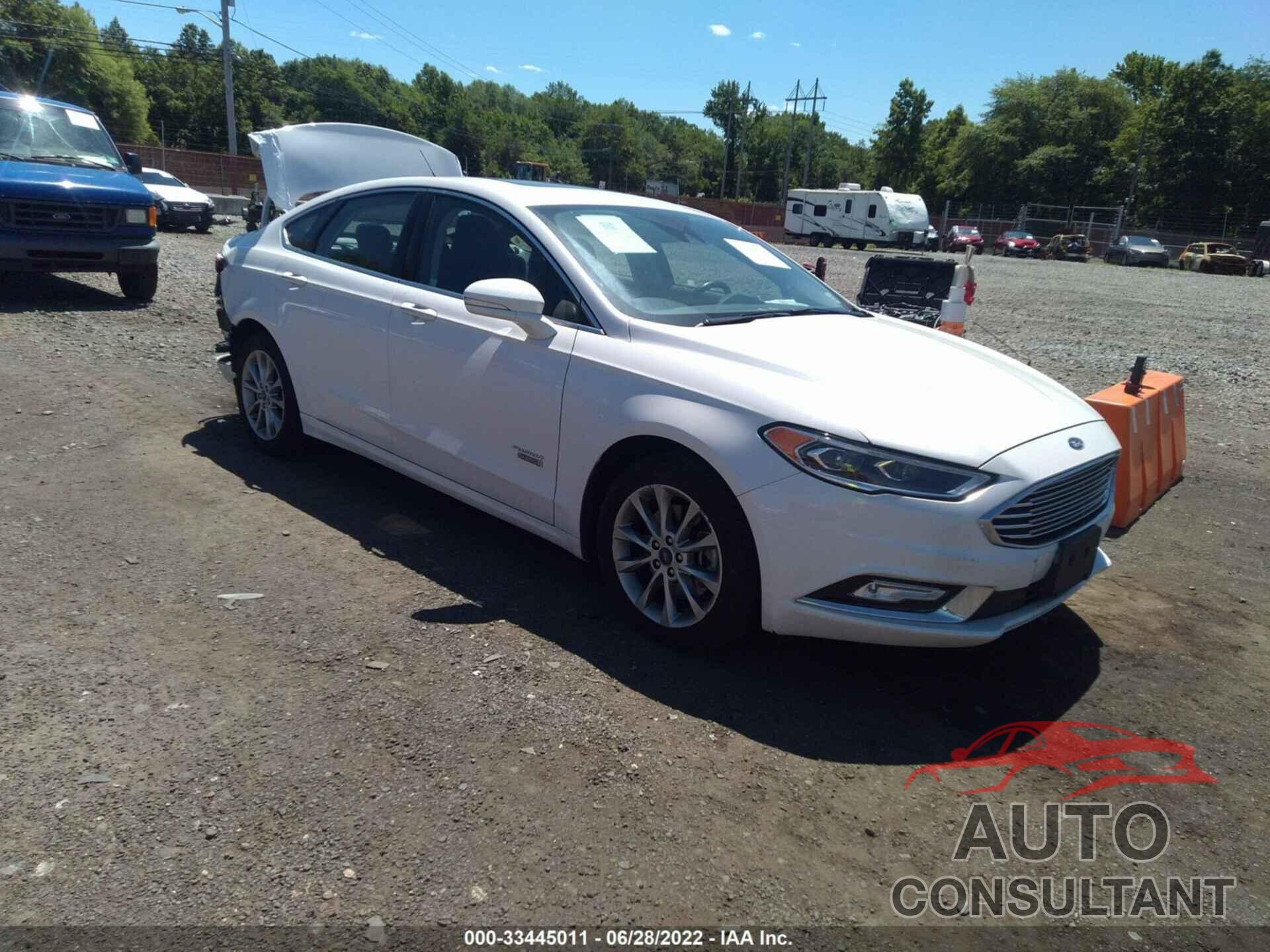 FORD FUSION ENERGI 2017 - 3FA6P0PU9HR376843