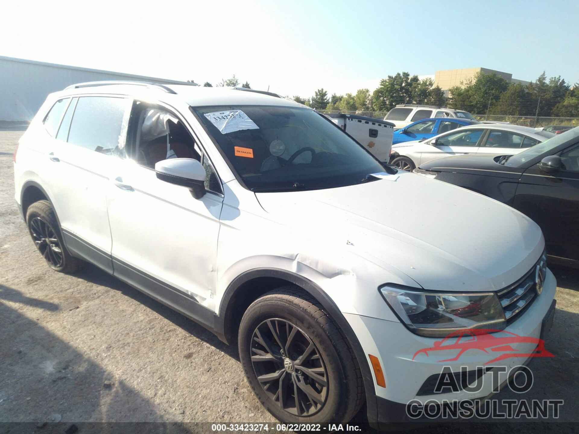 VOLKSWAGEN TIGUAN 2019 - 3VV3B7AX7KM129463