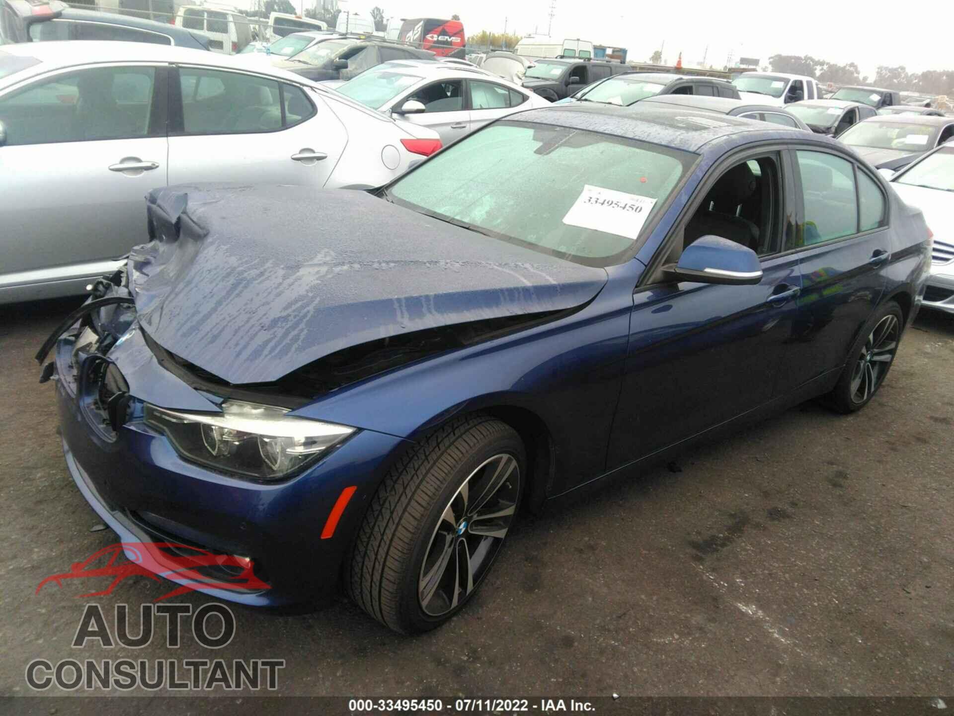 BMW 3 SERIES 2018 - WBA8B9C5XJK677178