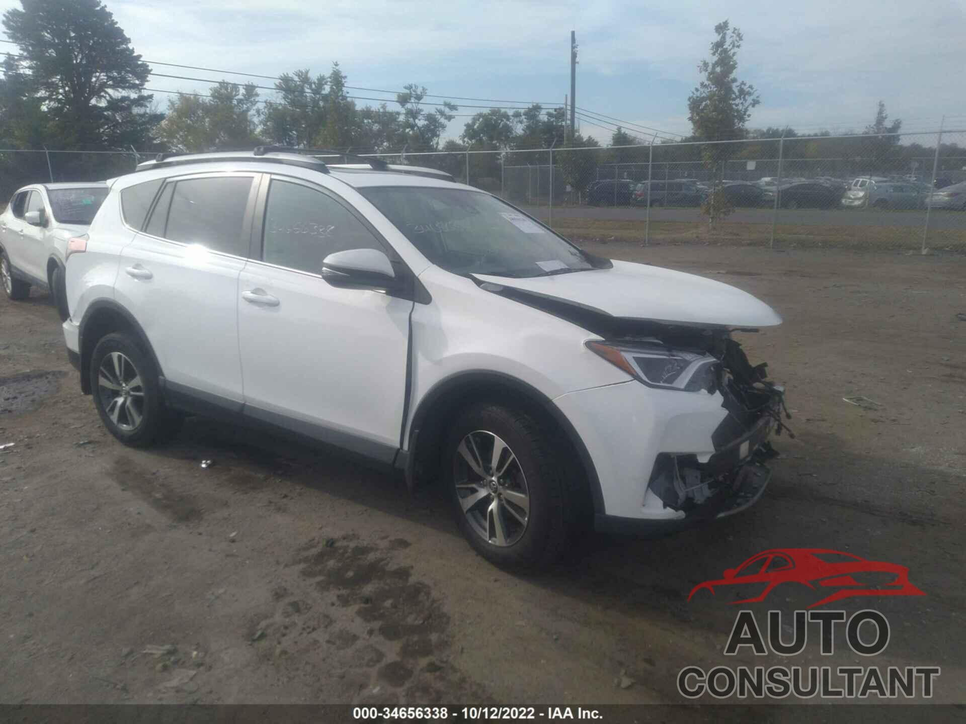 TOYOTA RAV4 2018 - 2T3RFREV4JW755390