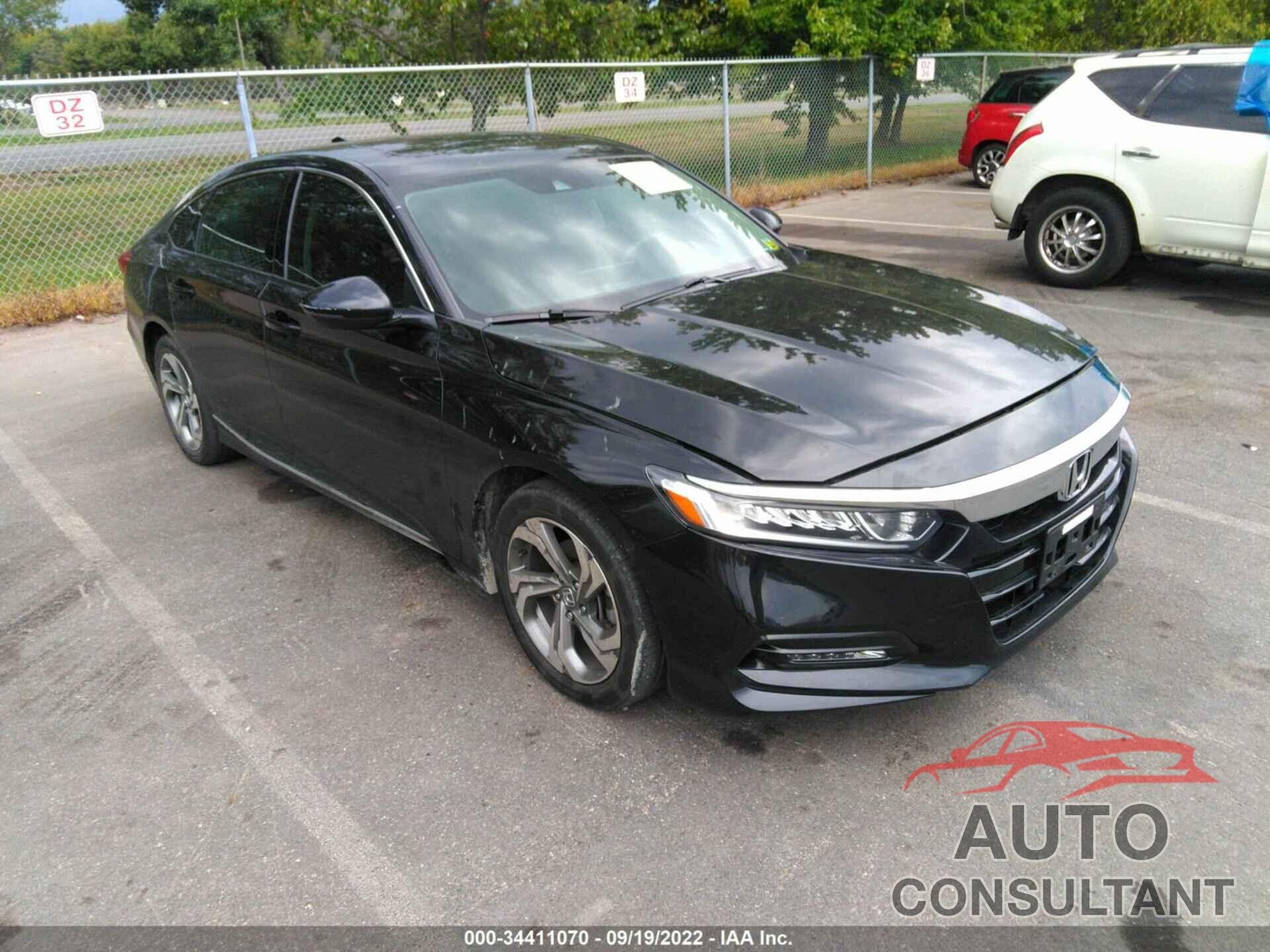 HONDA ACCORD SEDAN 2018 - 1HGCV1F59JA084288