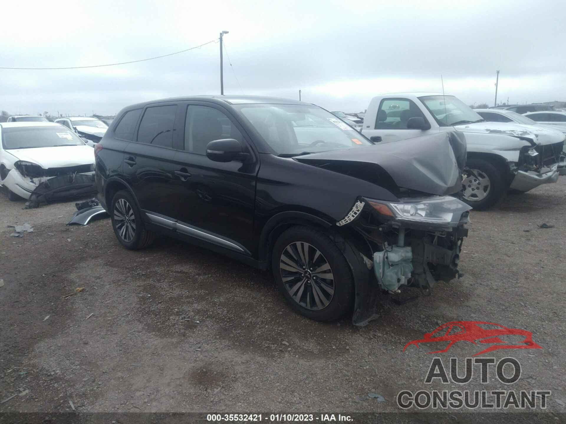 MITSUBISHI OUTLANDER 2019 - JA4AD3A35KZ042692