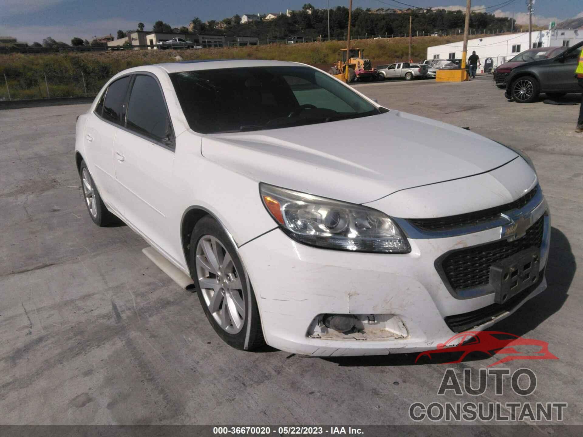 CHEVROLET MALIBU 2015 - 1G11D5SL3FF102517