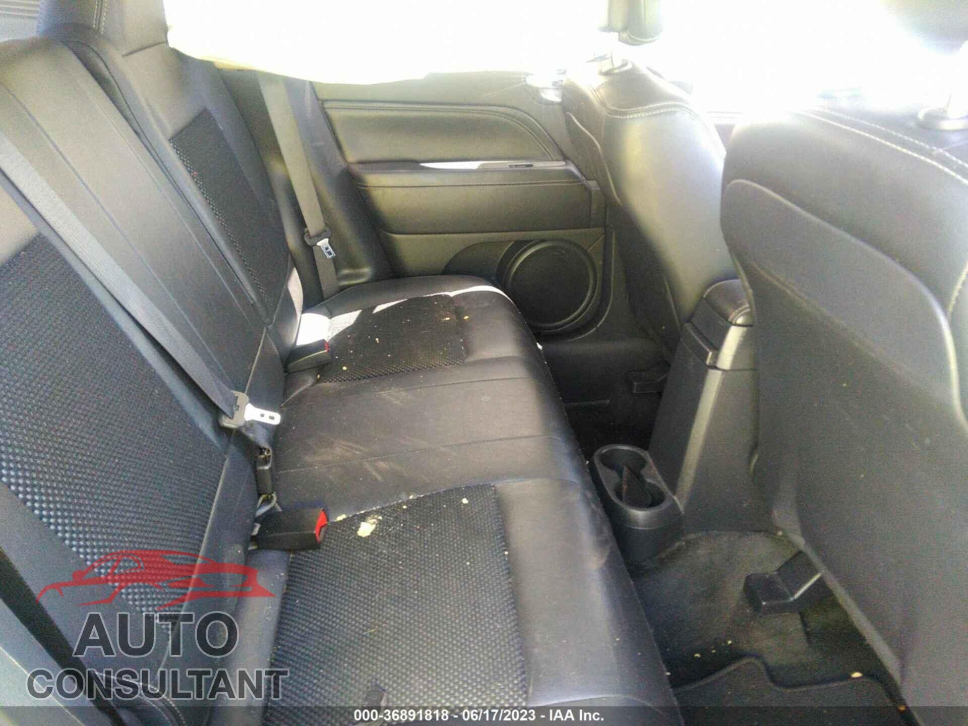 JEEP COMPASS 2017 - 1C4NJCEAXHD117451