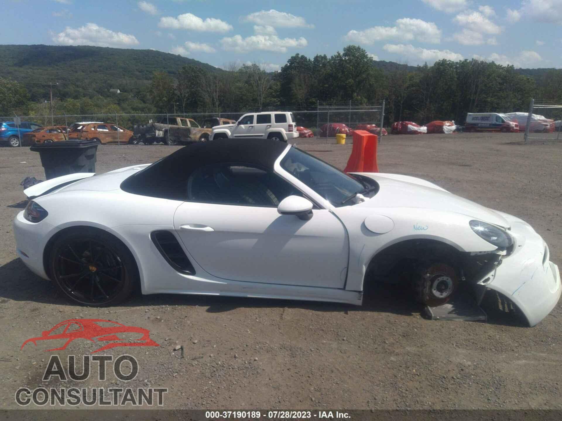 PORSCHE 718 BOXSTER 2017 - WP0CA2A80HS220202