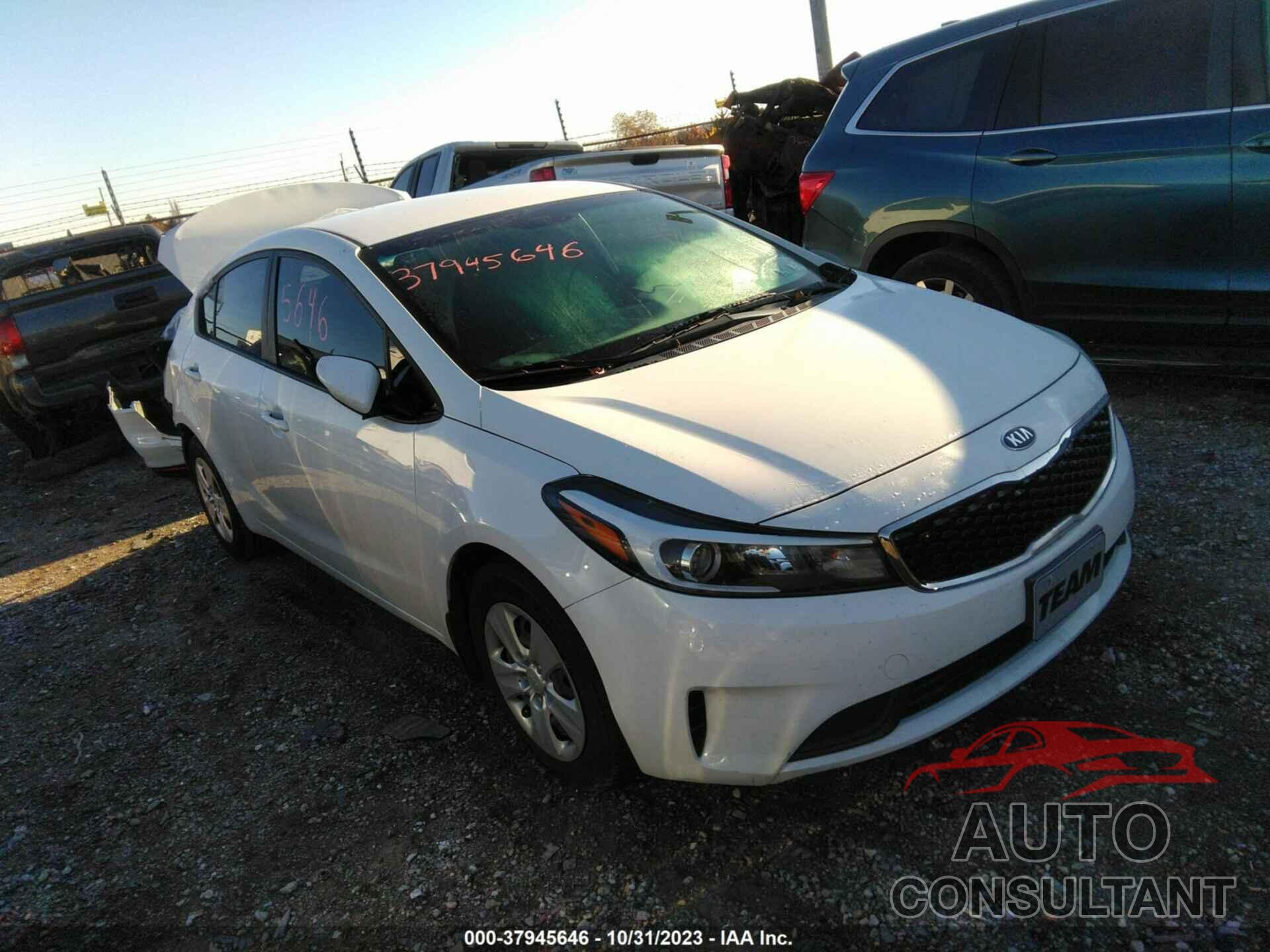 KIA FORTE 2018 - 3KPFK4A73JE228221