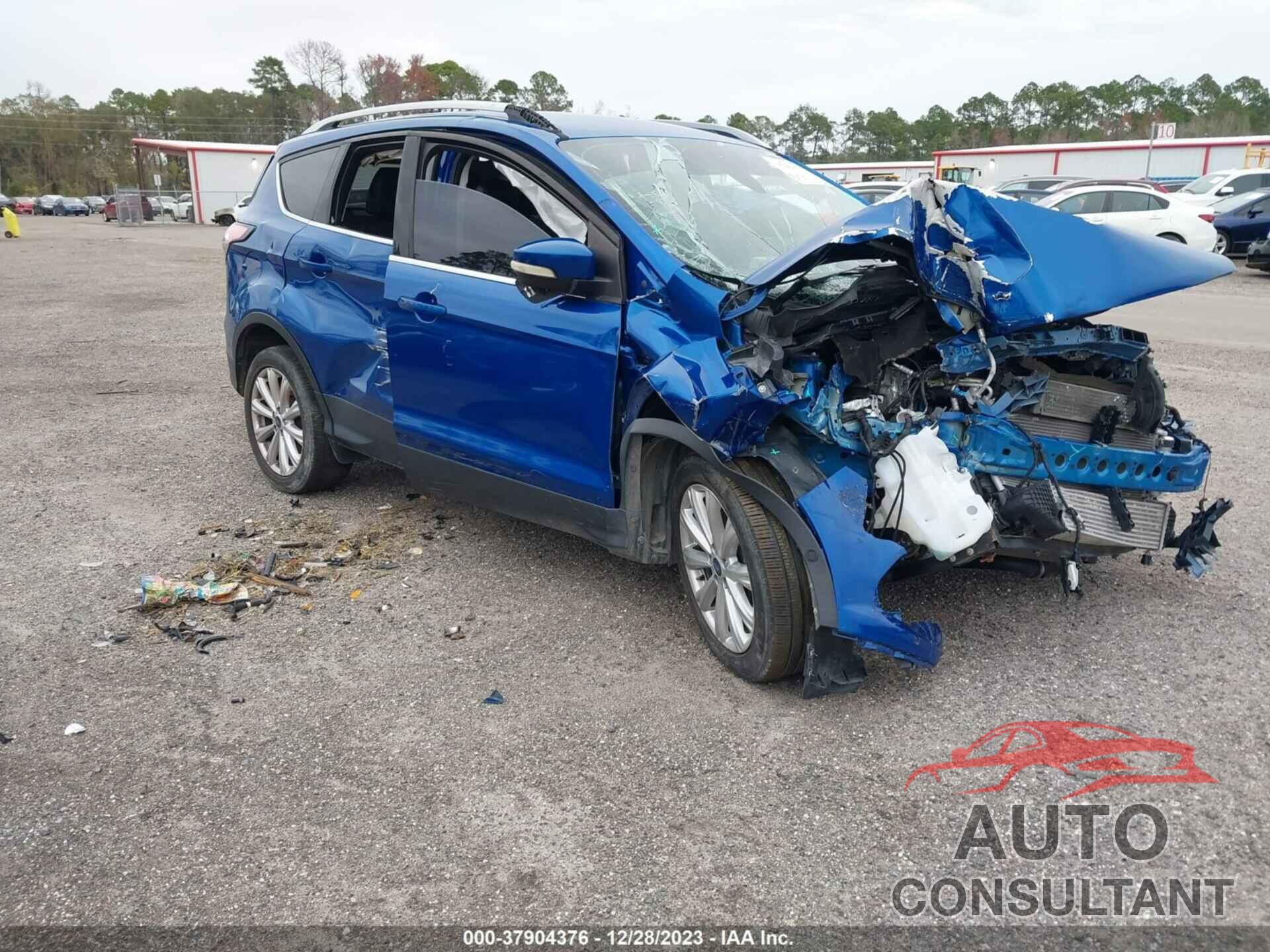 FORD ESCAPE 2018 - 1FMCU9J98JUA33384