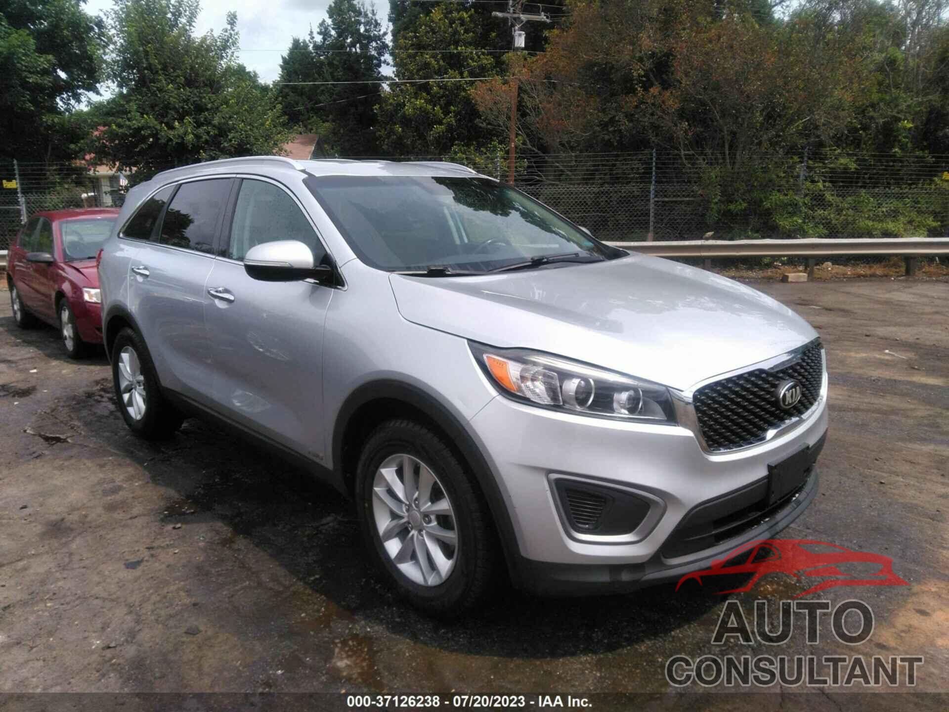 KIA SORENTO 2016 - 5XYPGDA39GG114402