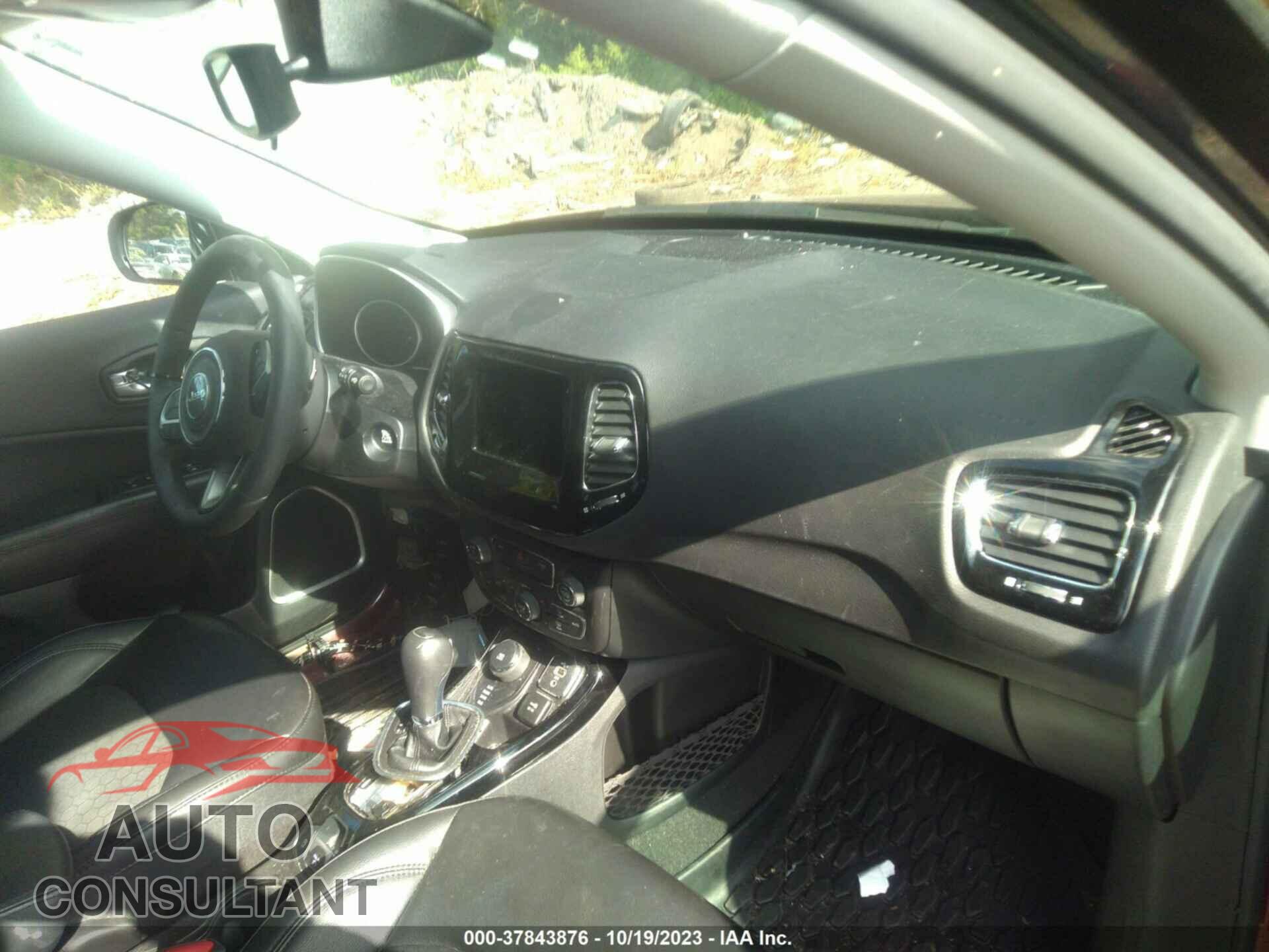 JEEP COMPASS 2021 - 3C4NJDBB6MT554743