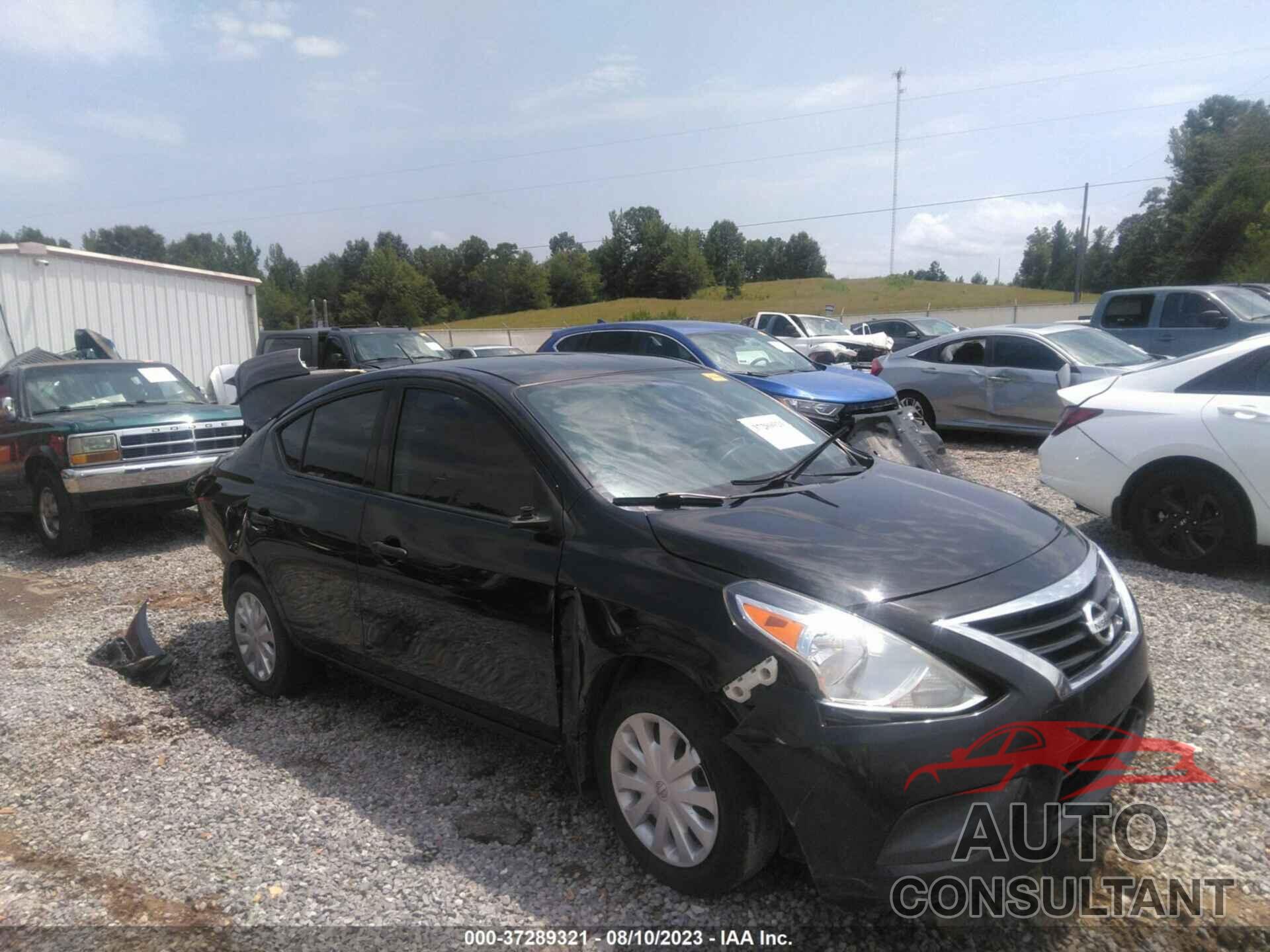 NISSAN VERSA 2017 - 3N1CN7AP9HL804348