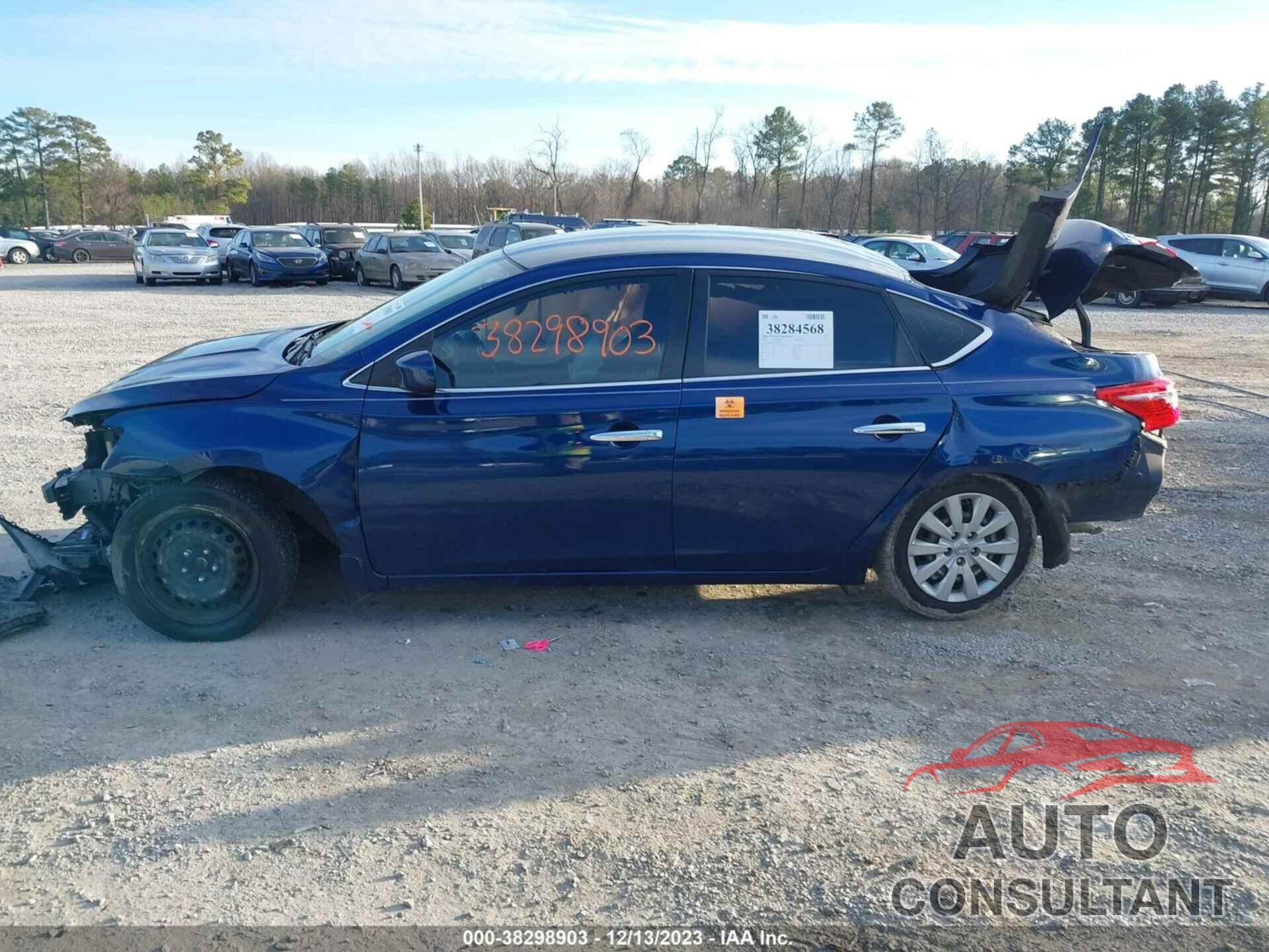 NISSAN SENTRA 2018 - 3N1AB7AP5JY331928