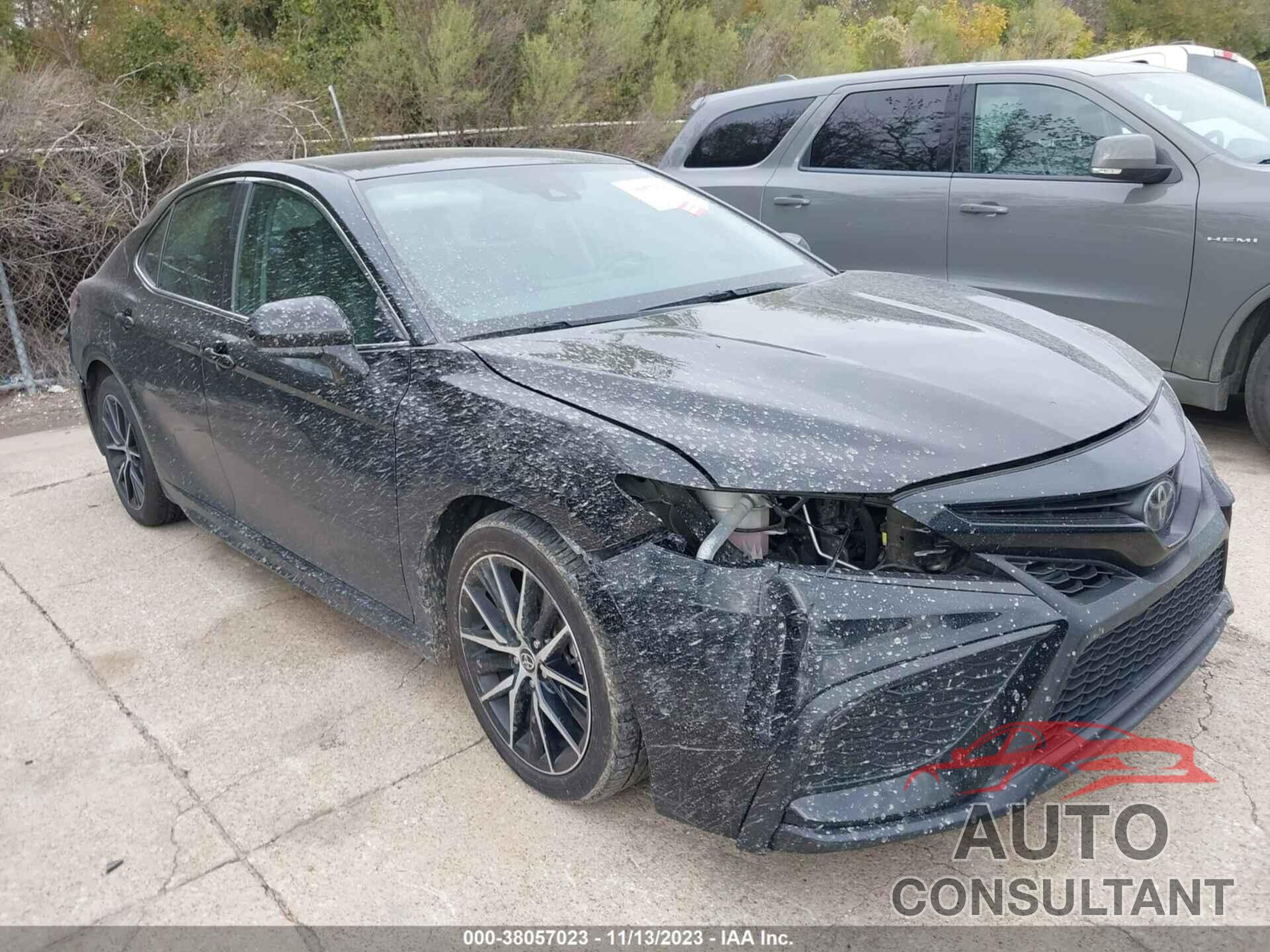 TOYOTA CAMRY 2021 - 4T1G11AK6MU425511