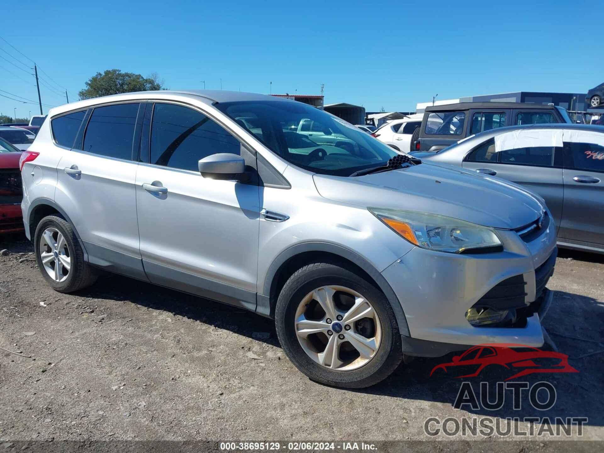FORD ESCAPE 2016 - 1FMCU0G98GUA54361