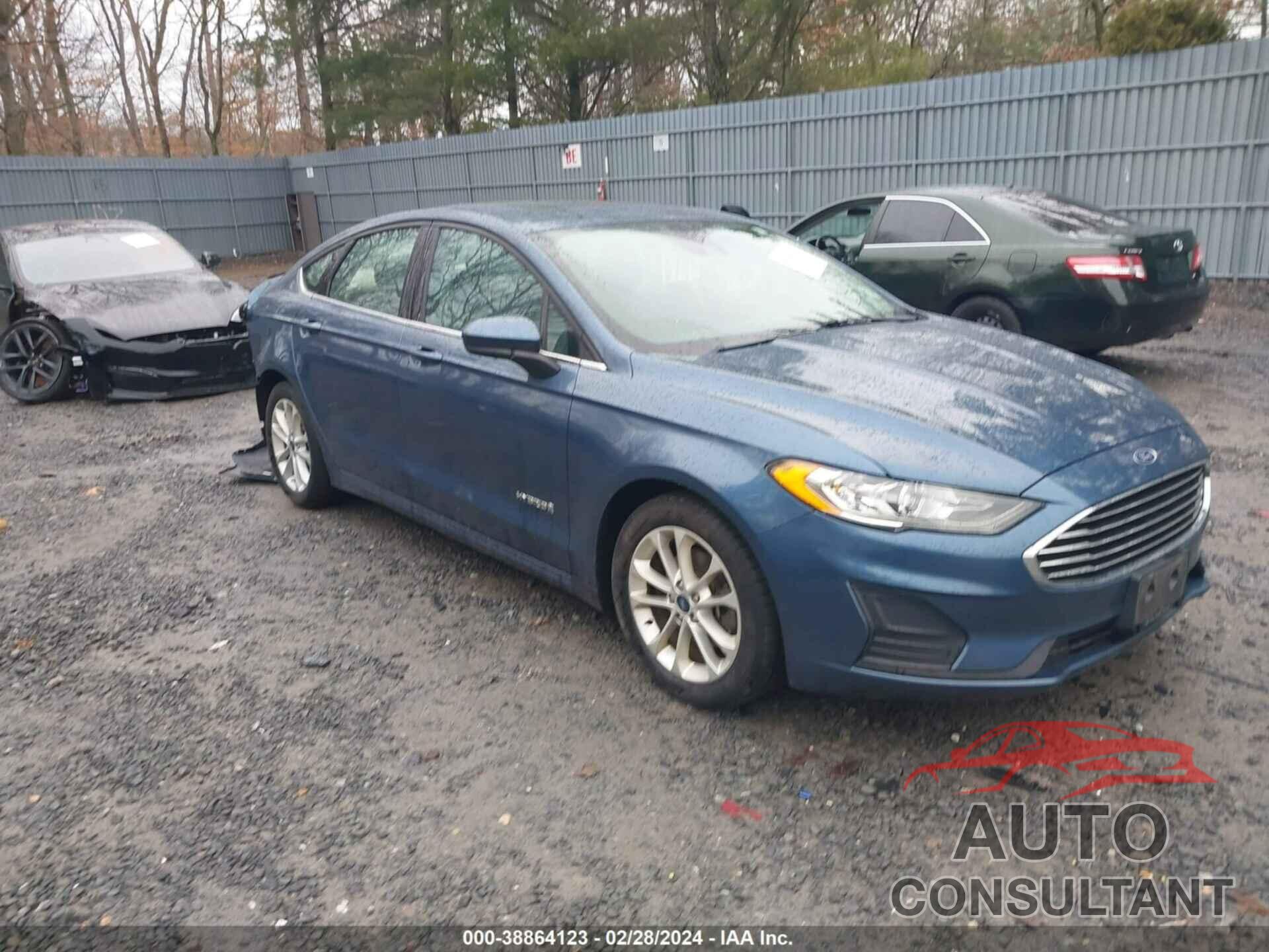 FORD FUSION HYBRID 2019 - 3FA6P0LU8KR146272