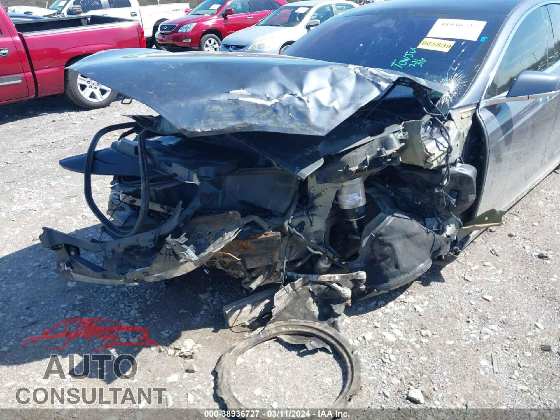 TESLA MODEL S 2020 - 5YJSA1E40LF355361