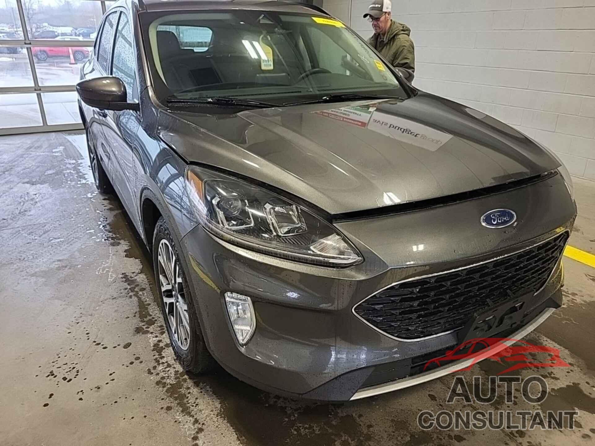 FORD ESCAPE 2020 - 1FMCU9H67LUA82509