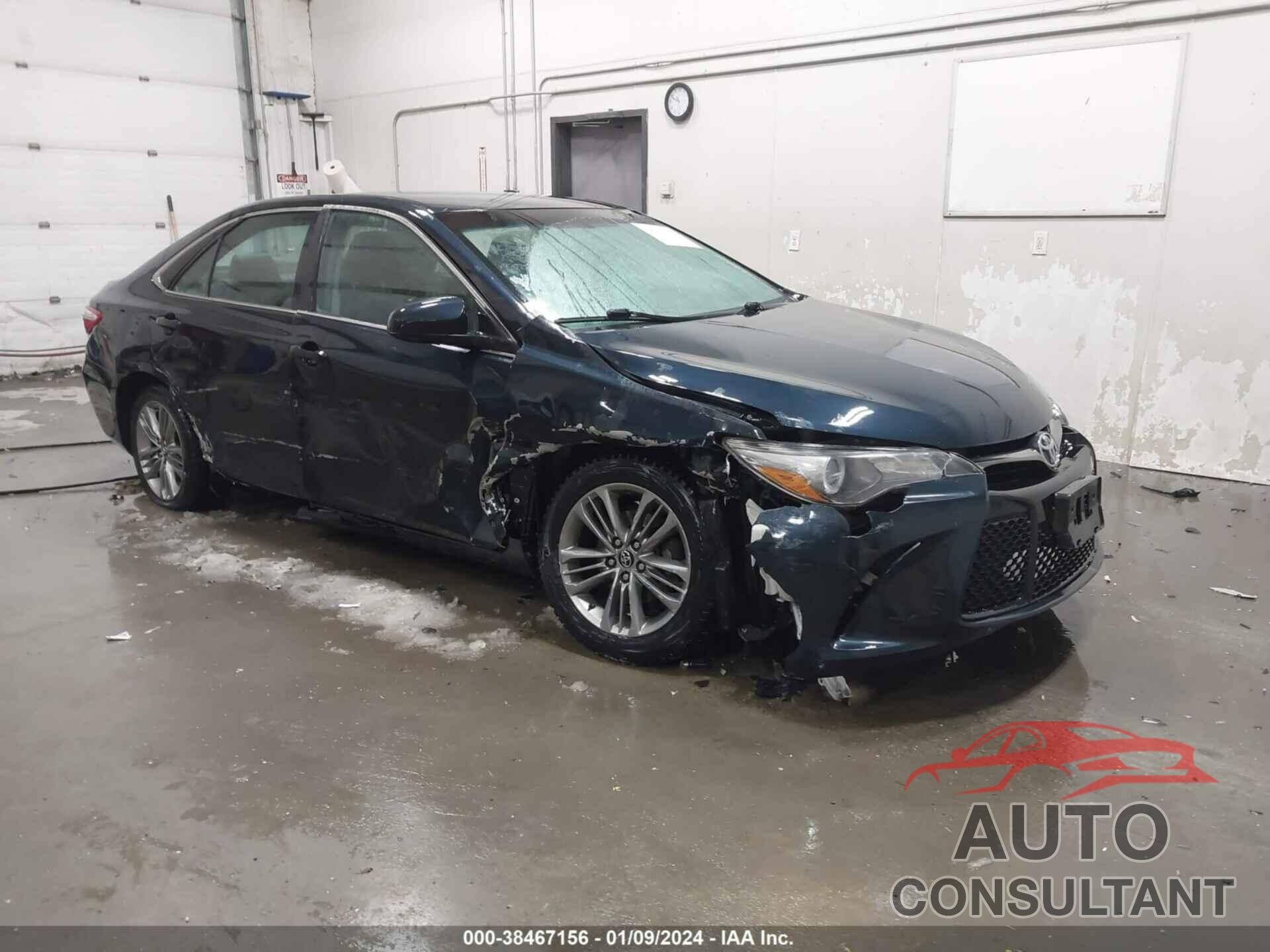 TOYOTA CAMRY 2016 - 4T1BF1FK2GU199198