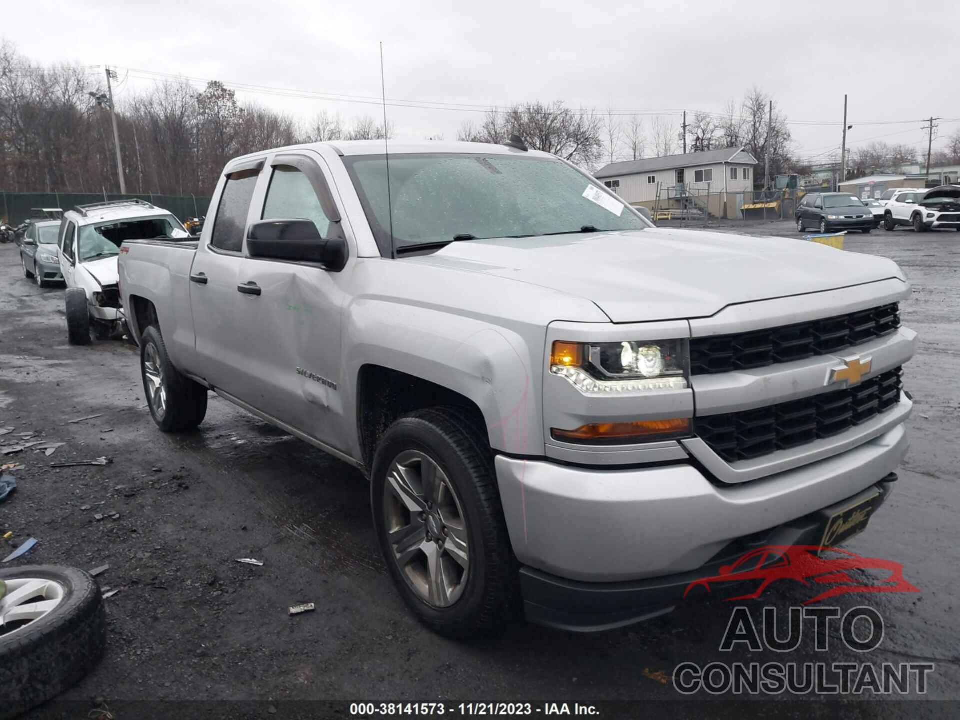 CHEVROLET SILVERADO 1500 2018 - 1GCVKPEC1JZ225195