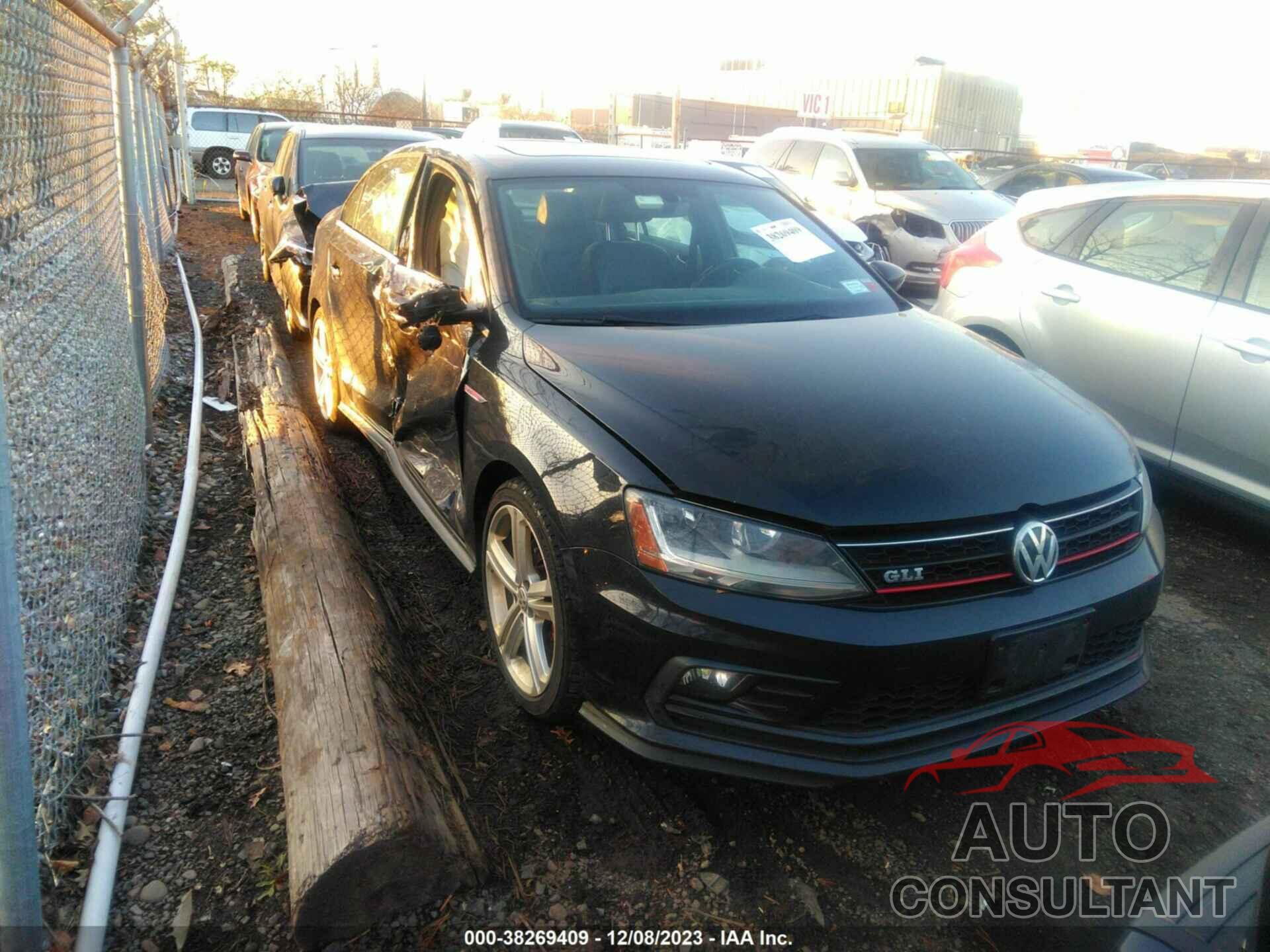 VOLKSWAGEN JETTA 2017 - 3VW5T7AJ9HM379700