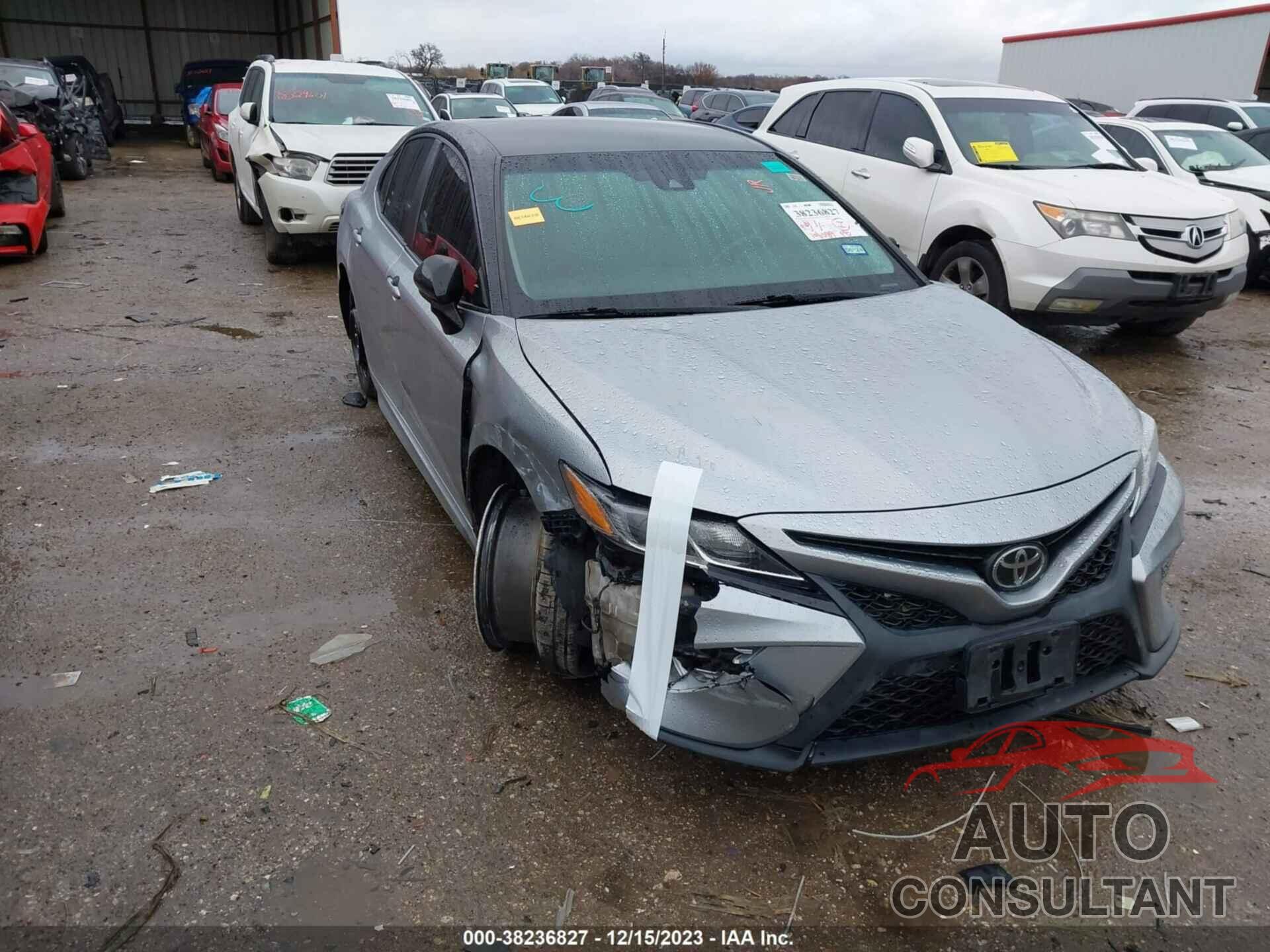 TOYOTA CAMRY 2019 - 4T1B11HK2KU166643