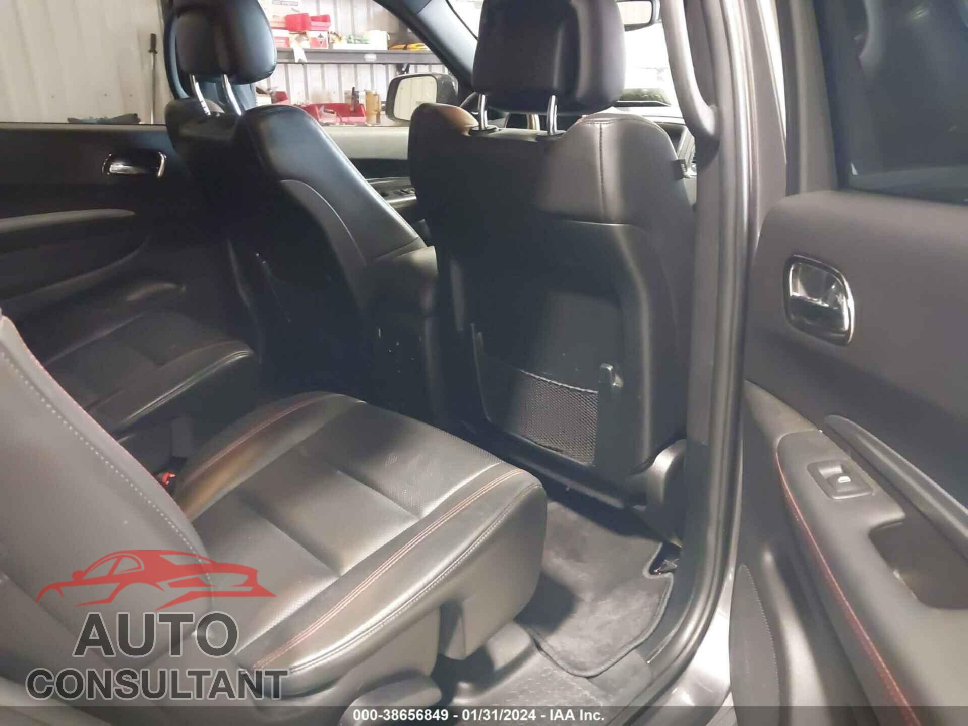 DODGE DURANGO 2018 - 1C4SDJCT9JC201890