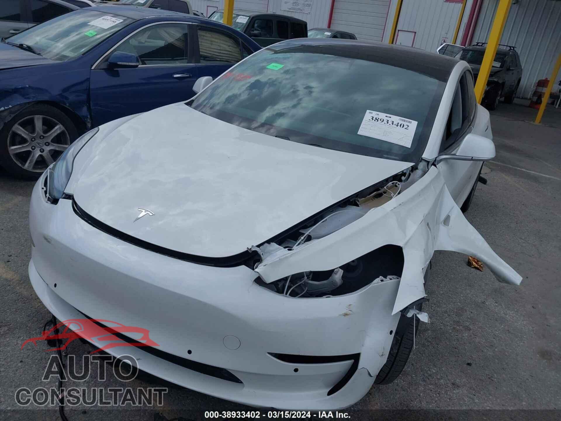 TESLA MODEL 3 2019 - 5YJ3E1EA5KF208319