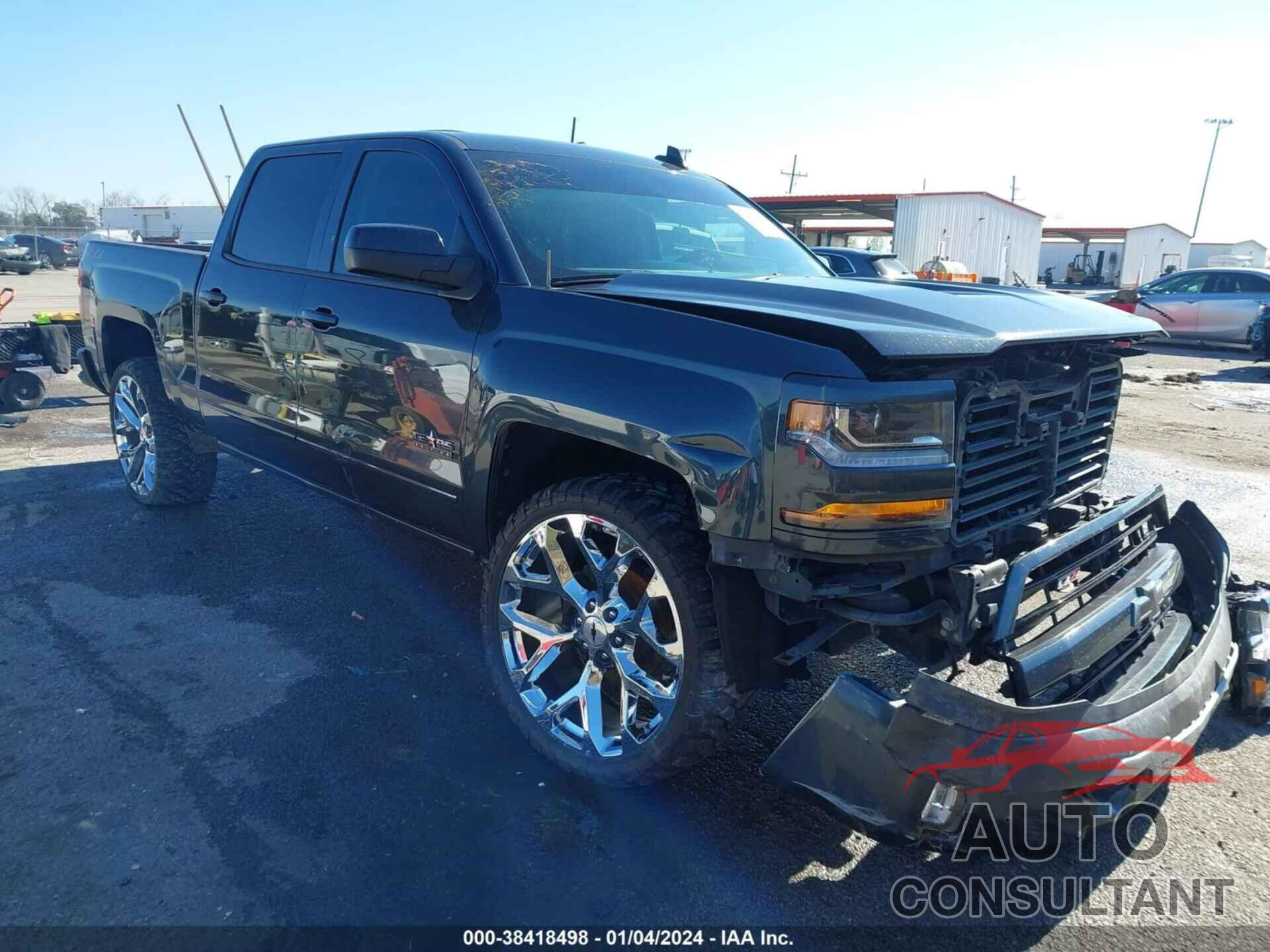 CHEVROLET SILVERADO 1500 2018 - 3GCUKREC5JG405495