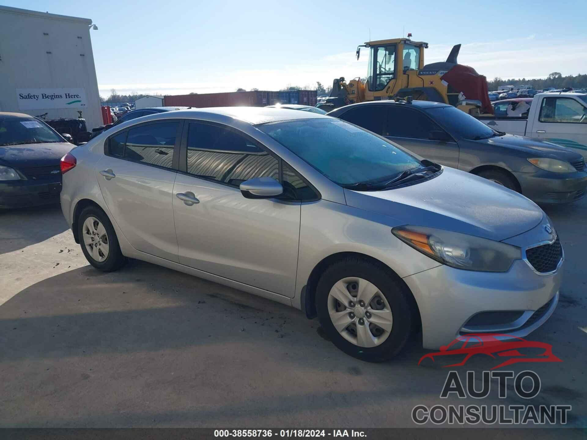 KIA FORTE 2016 - KNAFK4A6XG5492125