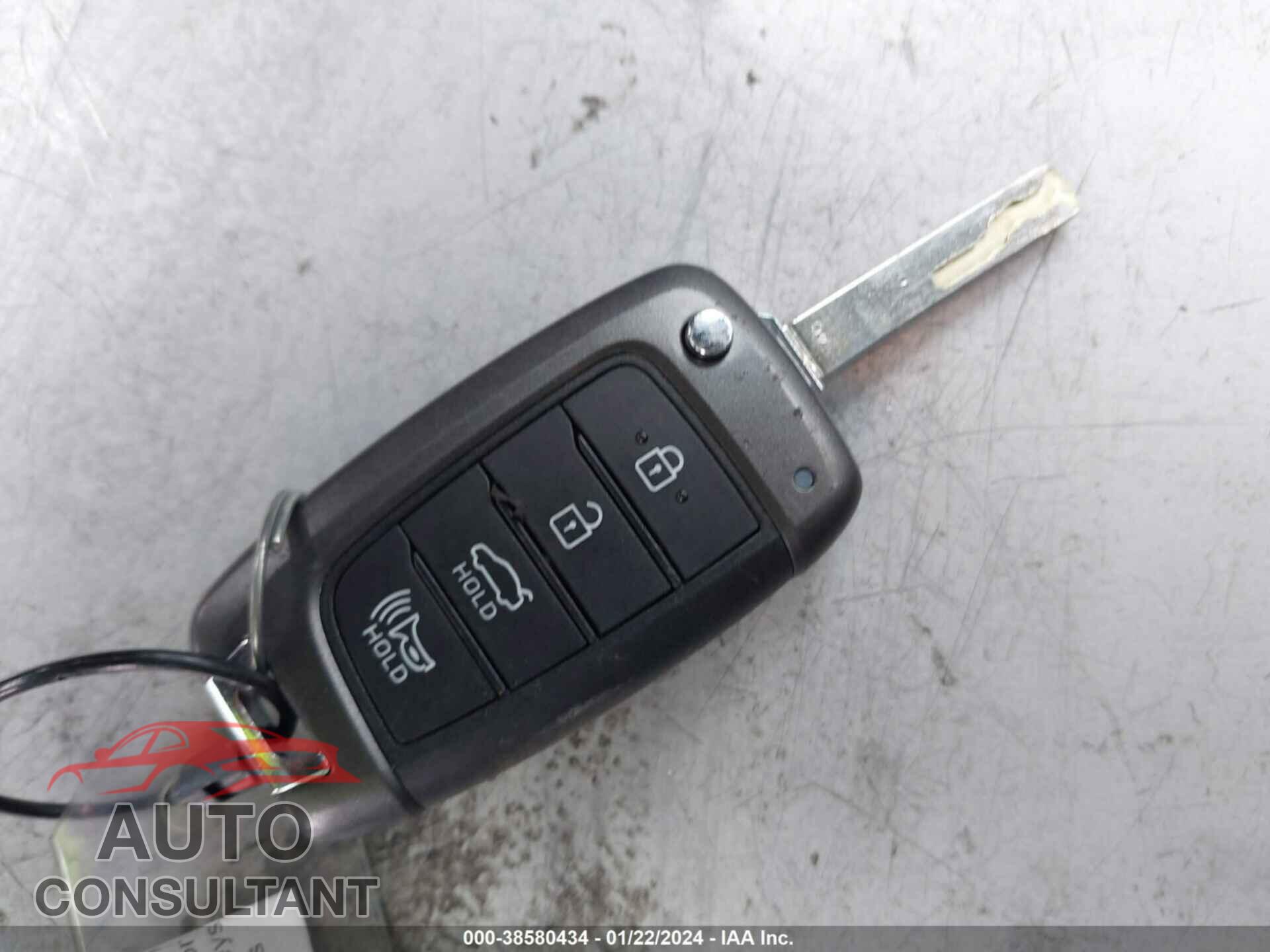 HYUNDAI ACCENT 2021 - 3KPC24A60ME130648