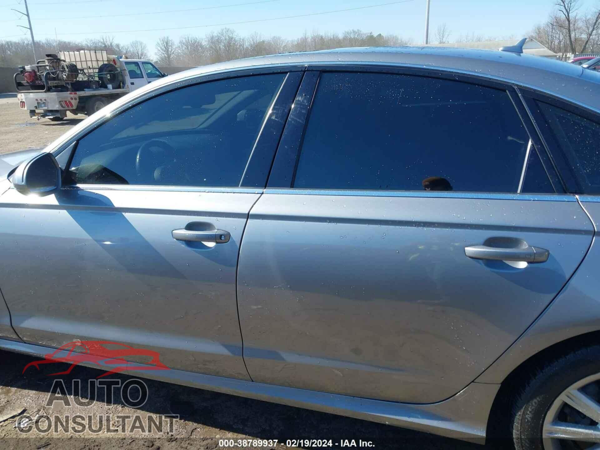 AUDI A6 2016 - WAUFFAFC7GN073800