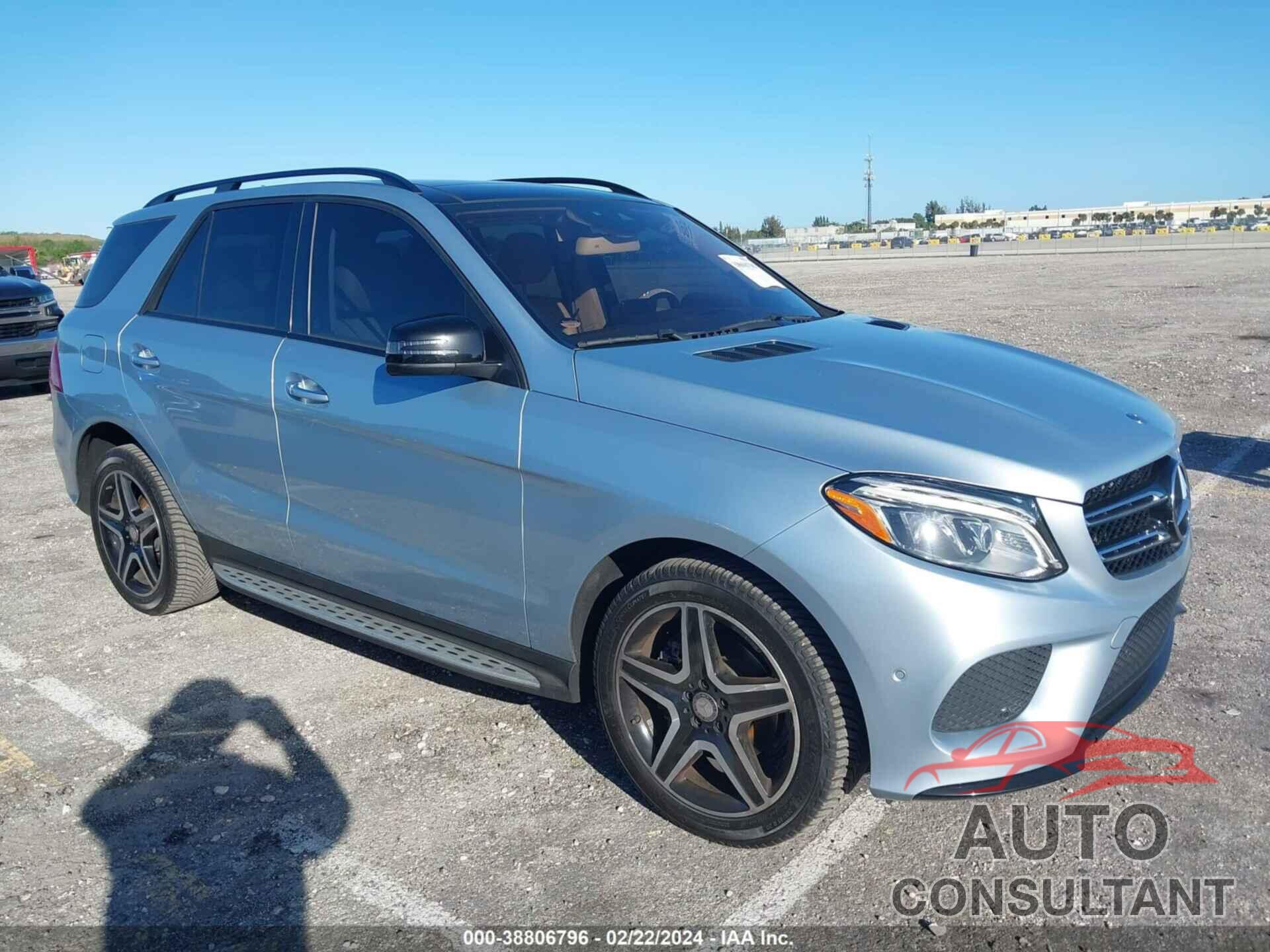 MERCEDES-BENZ GLE 350 2017 - 4JGDA5JB8HA895007