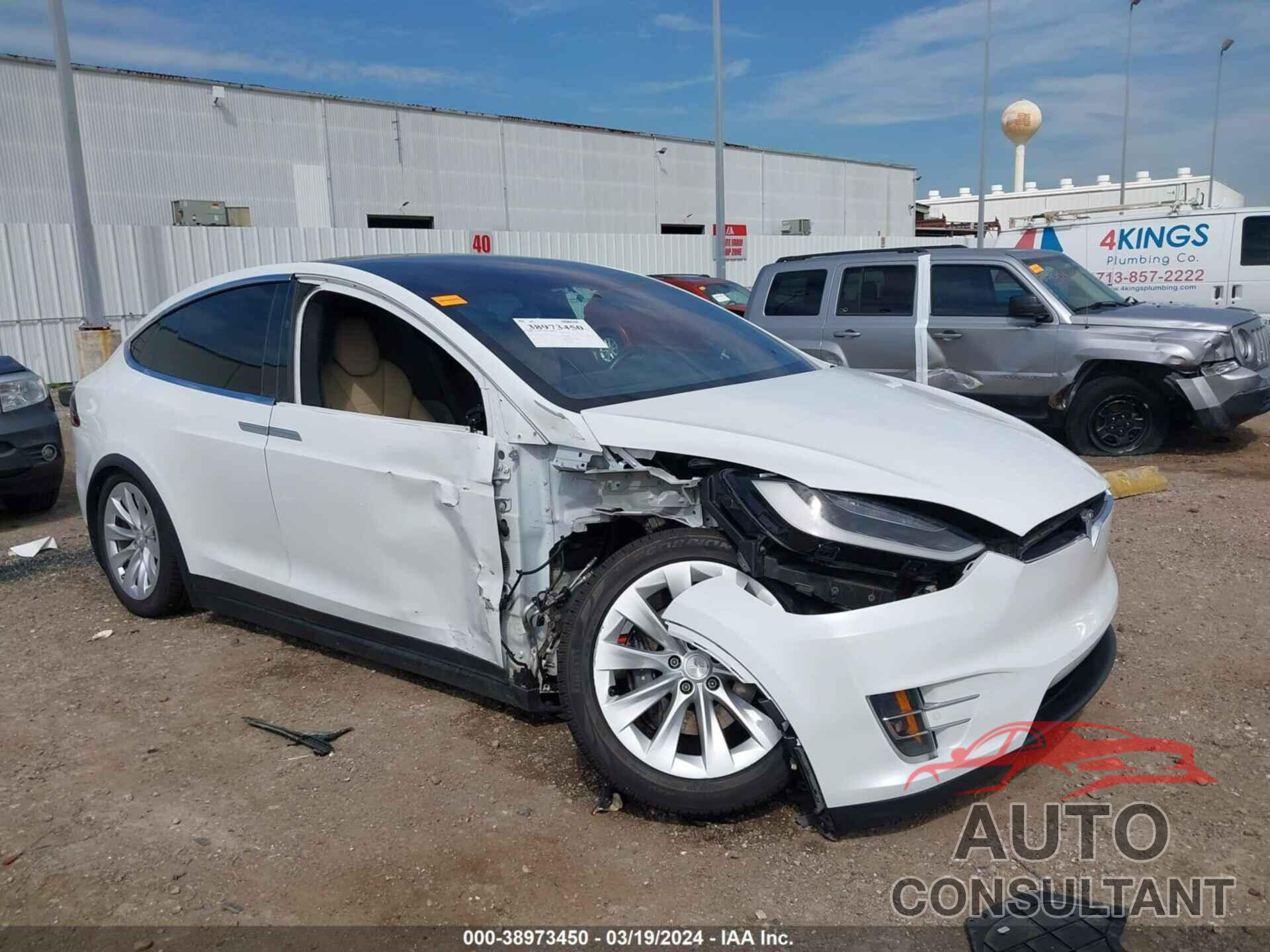 TESLA MODEL X 2016 - 5YJXCAE21GF028245