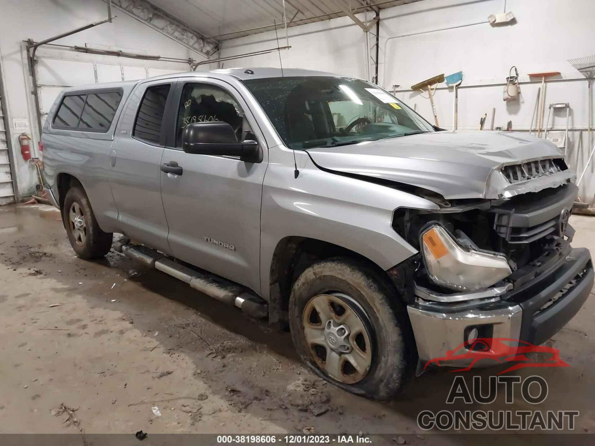 TOYOTA TUNDRA 2015 - 5TFUM5F15FX060696