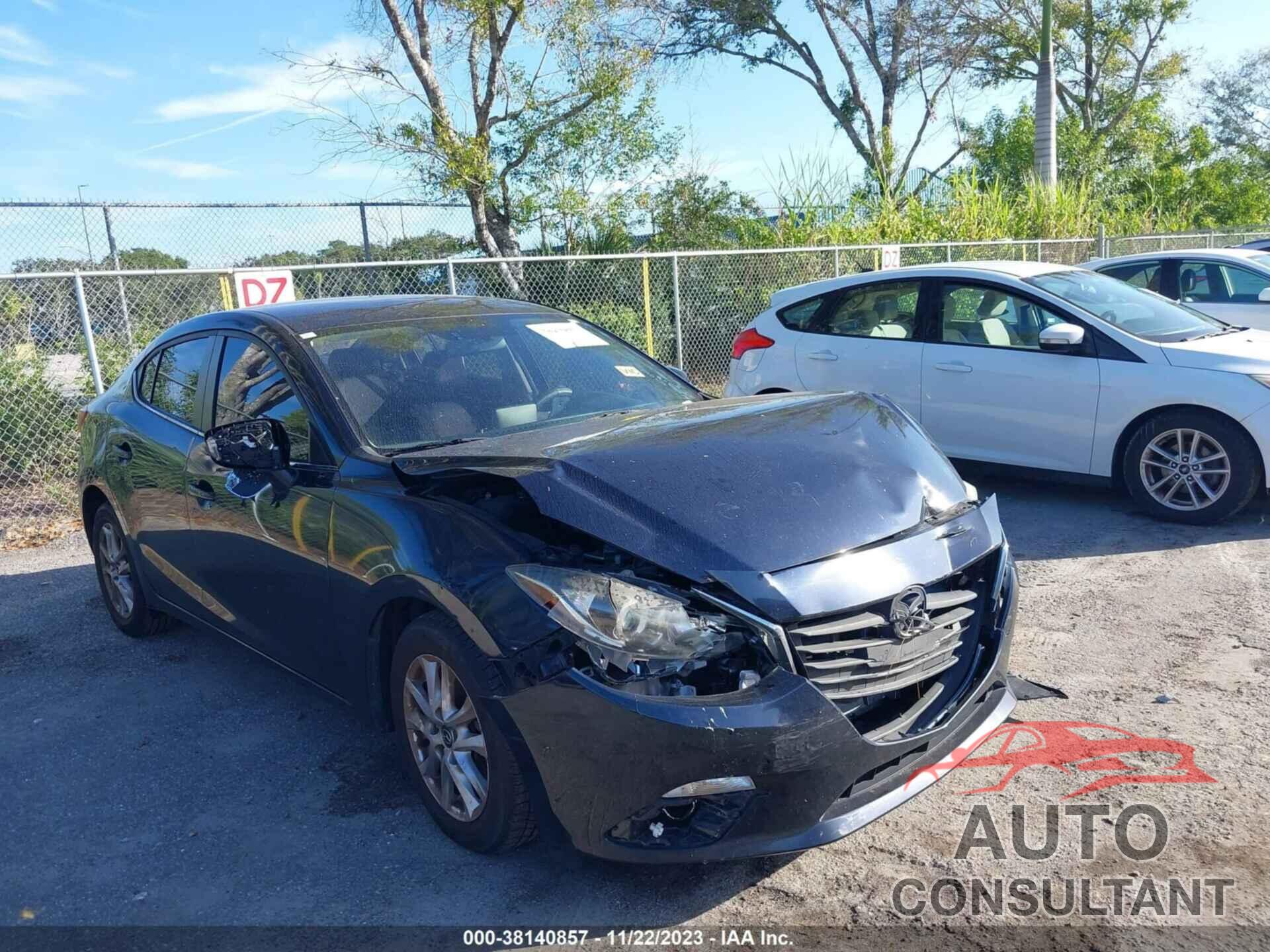 MAZDA MAZDA3 2016 - JM1BM1U78G1323095