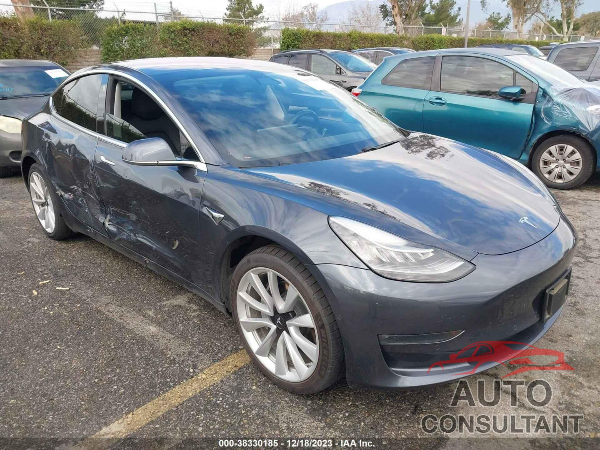TESLA MODEL 3 2018 - 5YJ3E1EA4JF007770