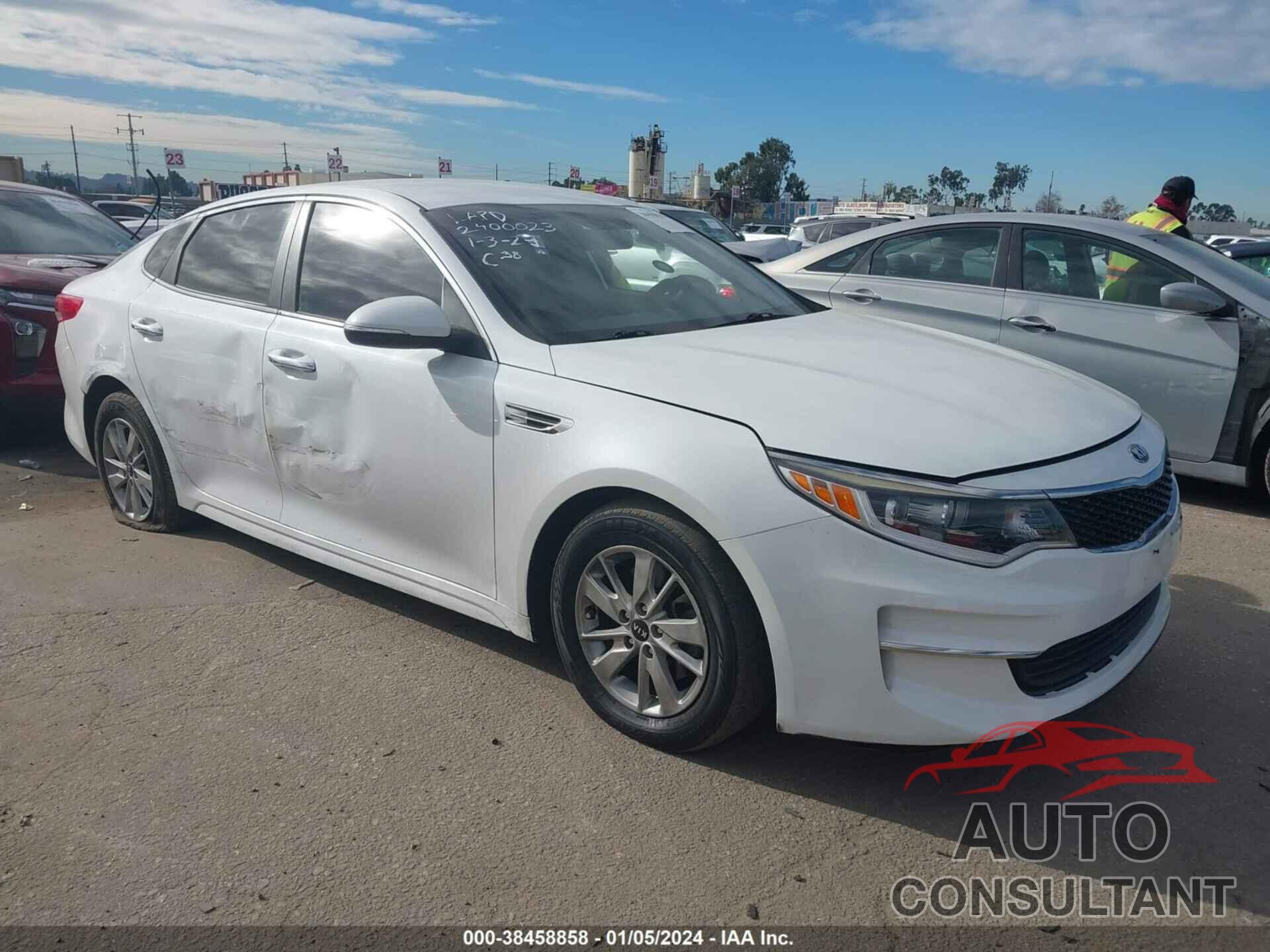 KIA OPTIMA 2017 - 5XXGT4L30HG167391