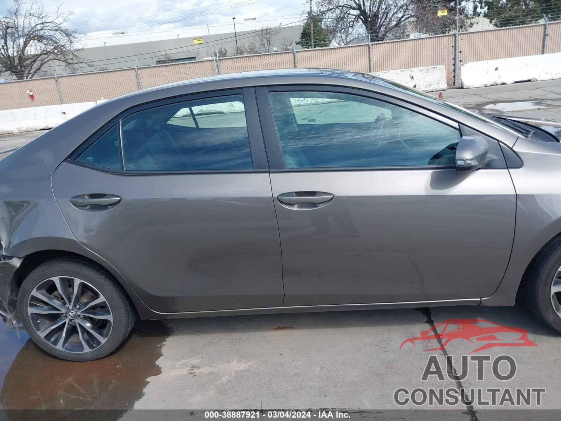 TOYOTA COROLLA 2018 - 2T1BURHE0JC028258