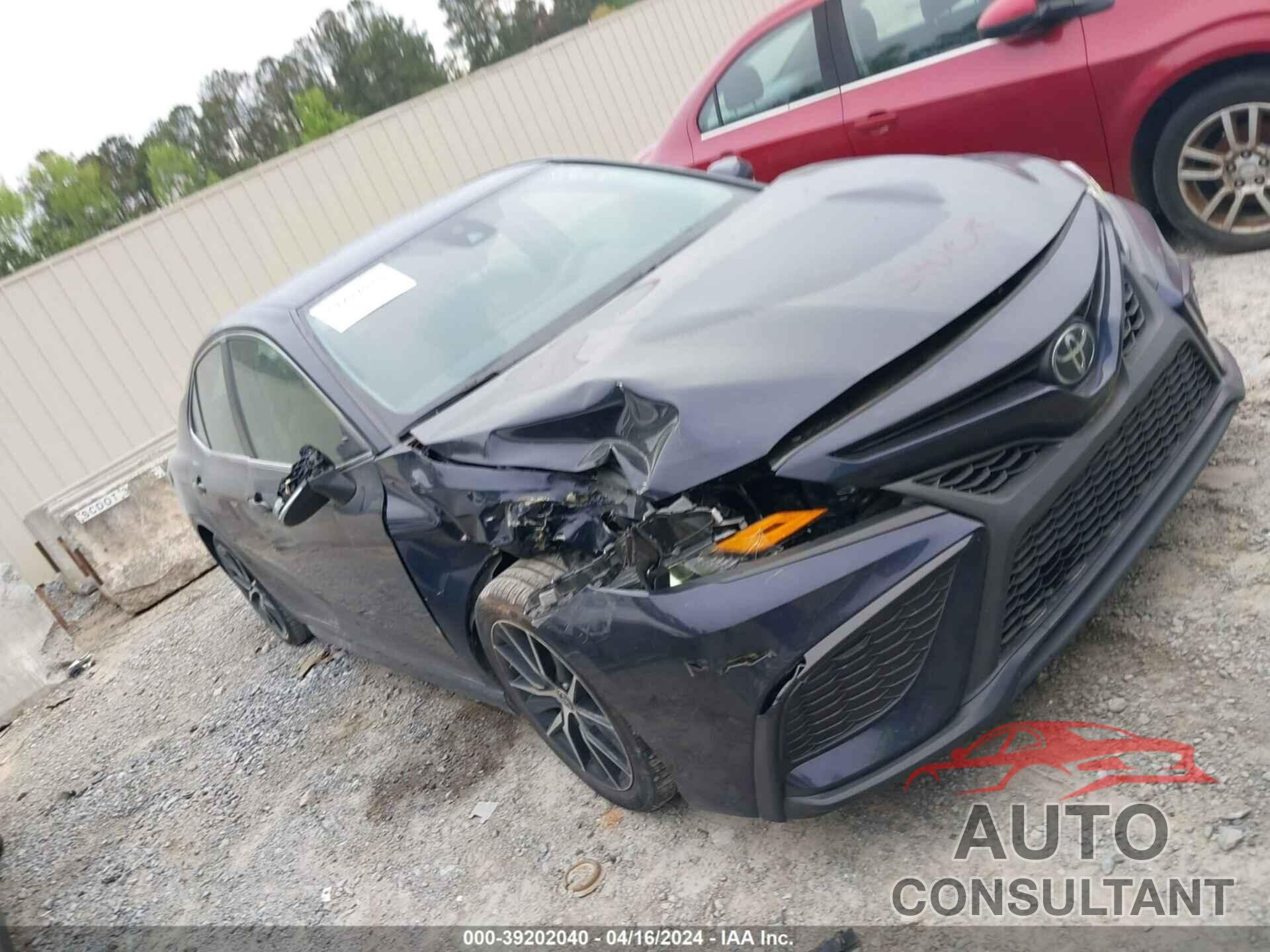 TOYOTA CAMRY 2022 - 4T1G11AK2NU685132