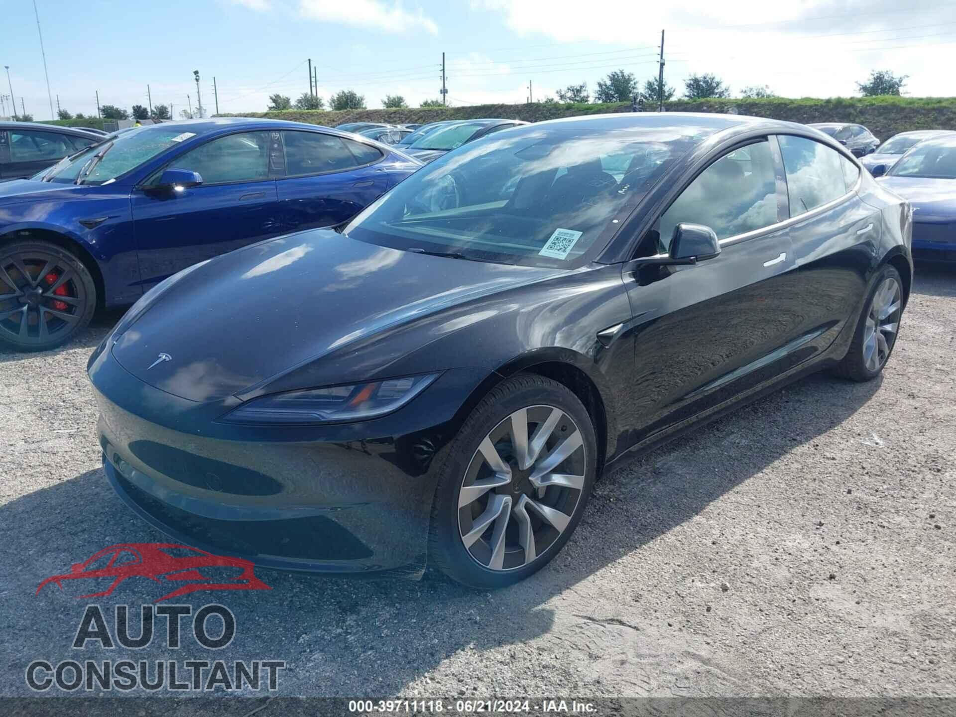TESLA MODEL 3 2024 - 5YJ3E1EA2RF752352