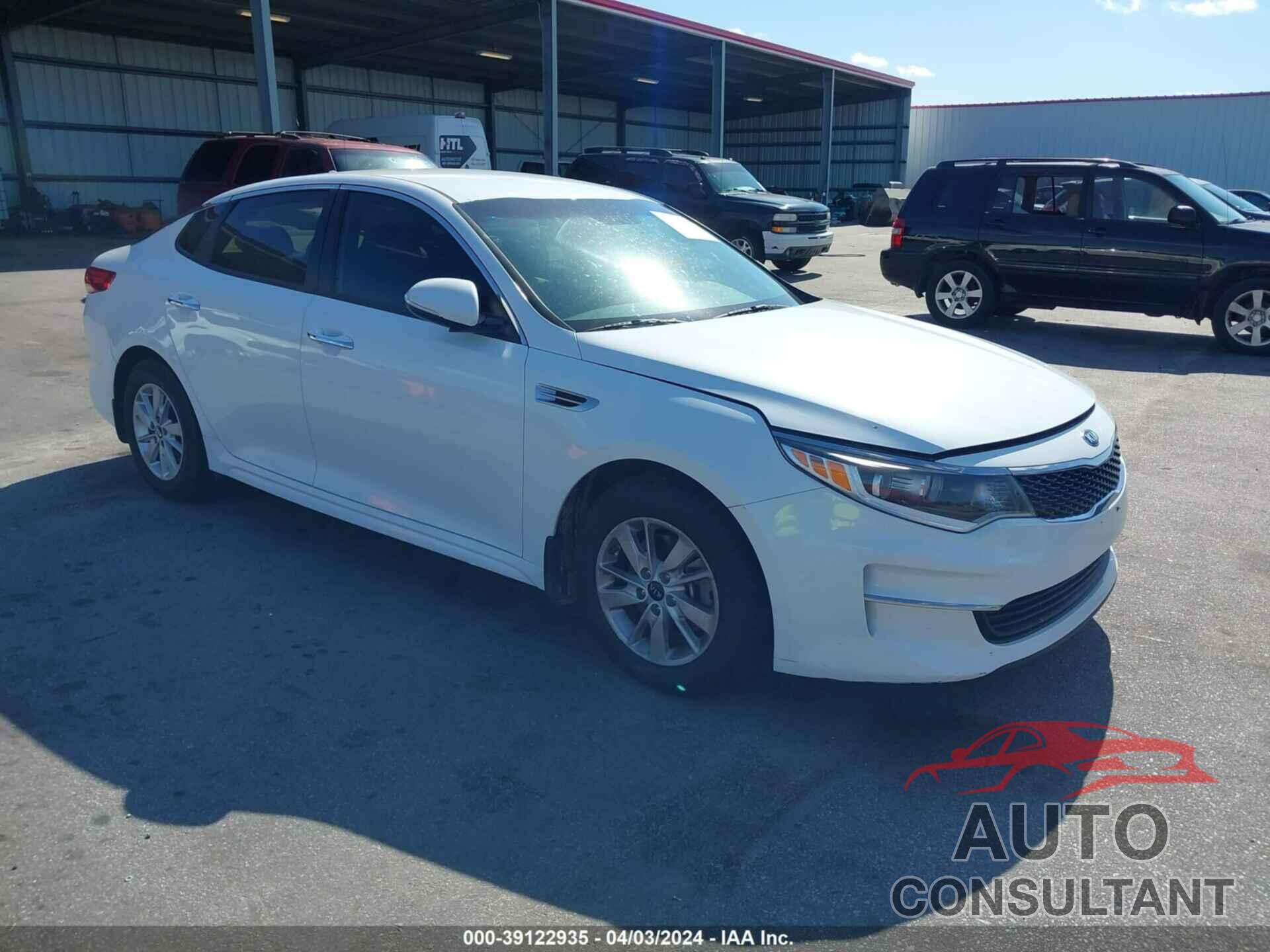 KIA OPTIMA 2017 - 5XXGT4L3XHG170038
