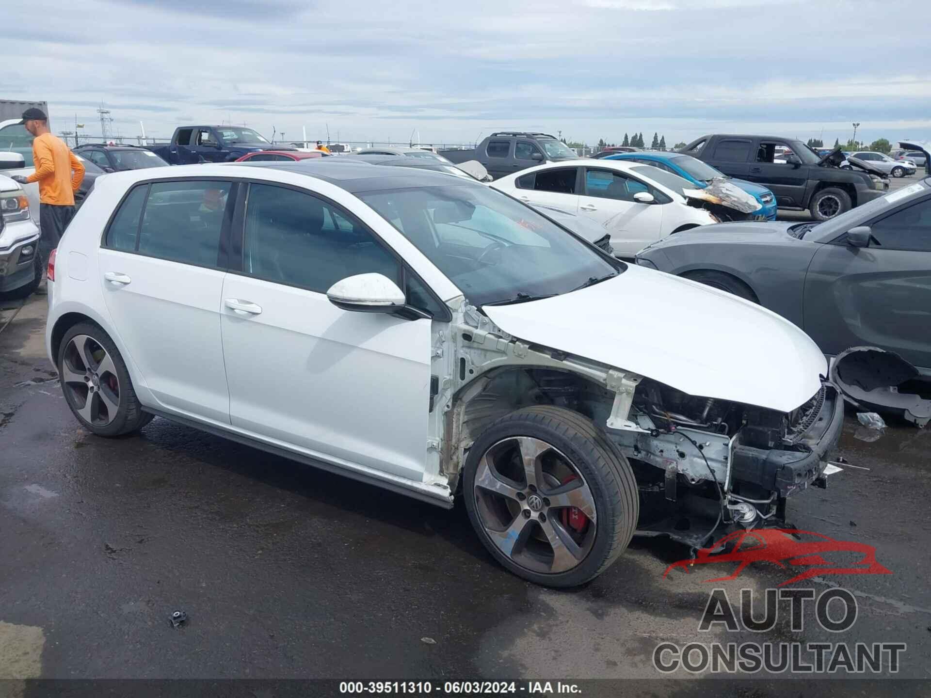 VOLKSWAGEN GOLF GTI 2017 - 3VW447AU1HM063727