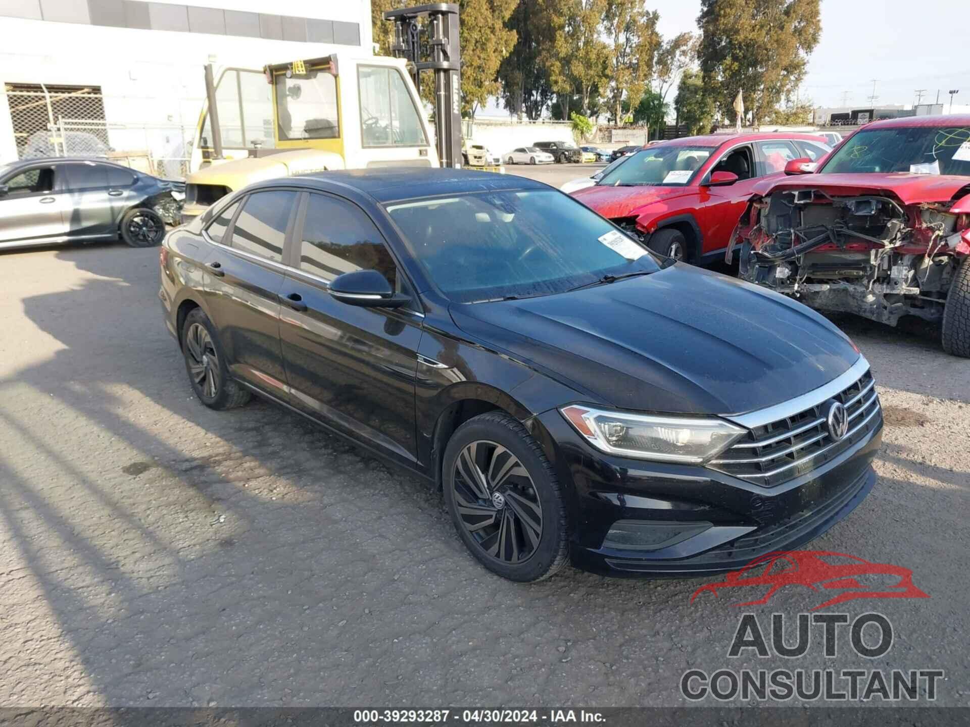 VOLKSWAGEN JETTA 2019 - 3VWG57BU5KM007807