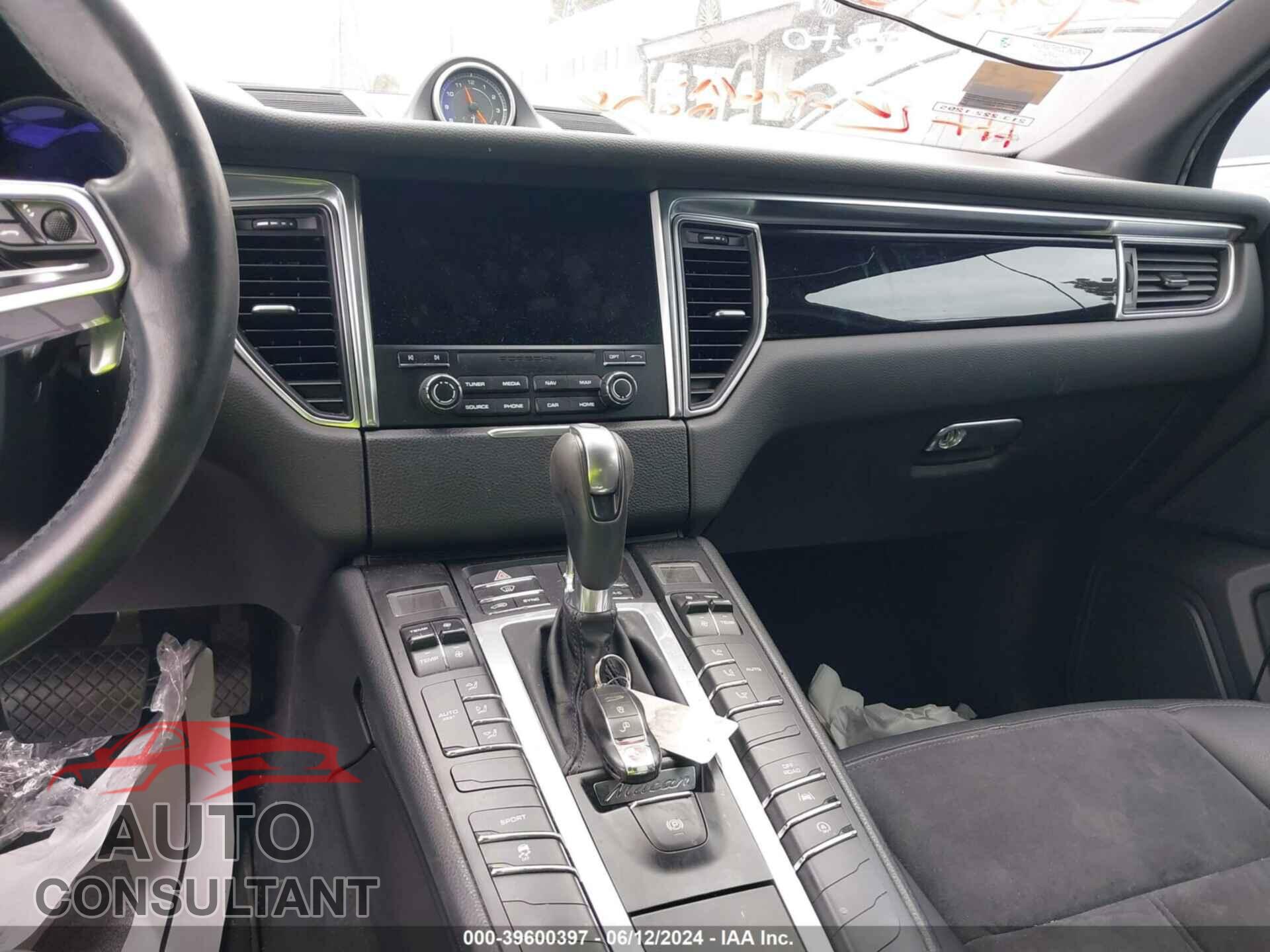 PORSCHE MACAN 2017 - WP1AA2A57HLB83493