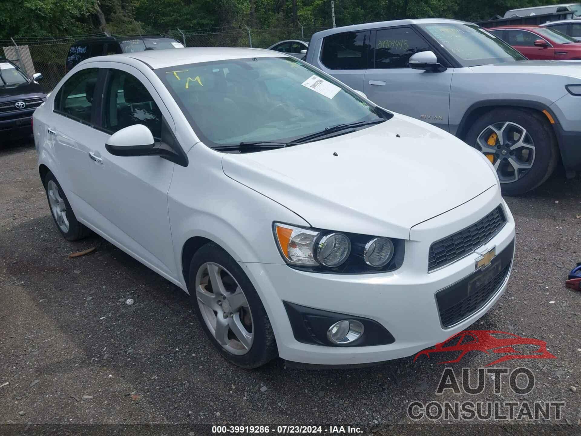 CHEVROLET SONIC 2016 - 1G1JE5SB4G4140629