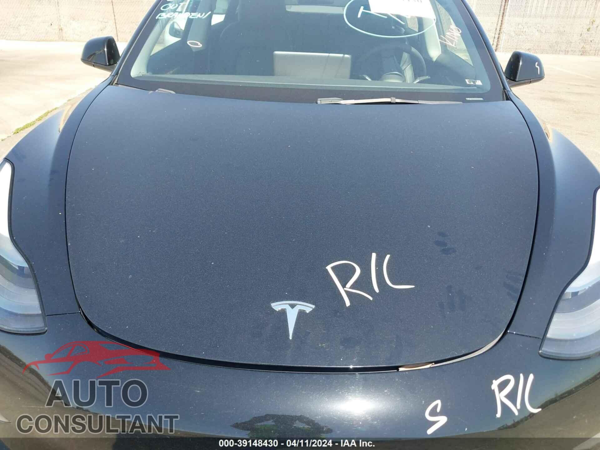 TESLA MODEL 3 2022 - 5YJ3E1EA5NF134341