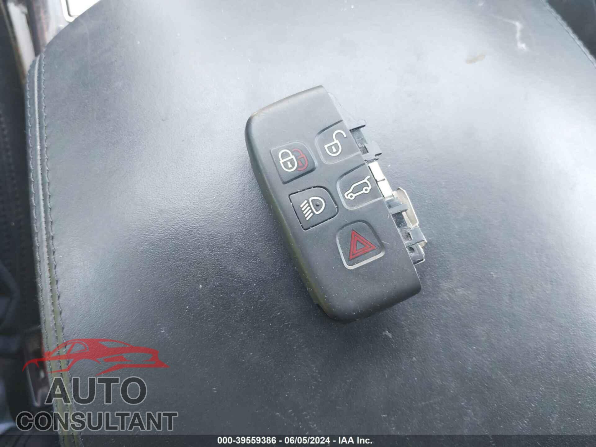 LAND ROVER RANGE ROVER 2016 - SALGS2KF8GA255577