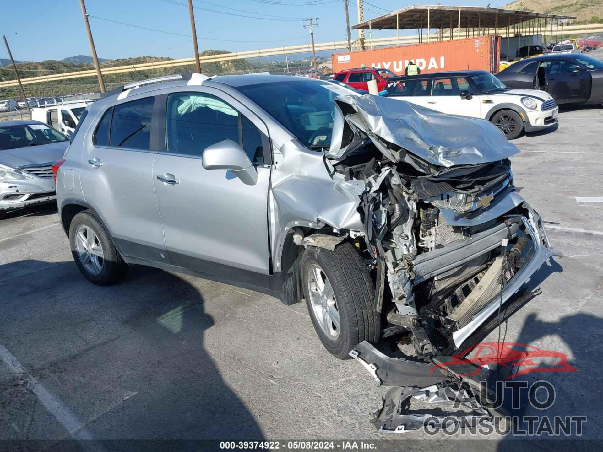 CHEVROLET TRAX 2018 - KL7CJLSB2JB511321