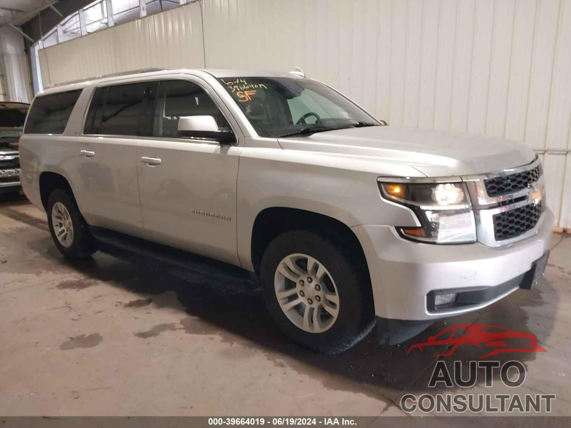 CHEVROLET SUBURBAN 2018 - 1GNSKHKC3JR201775