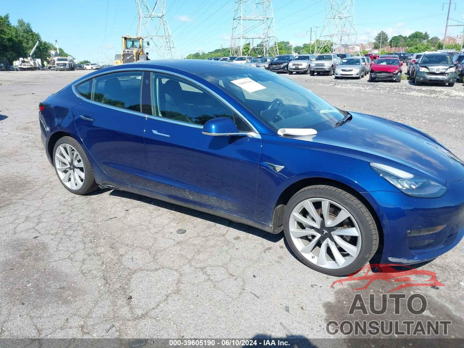 TESLA MODEL 3 2018 - 5YJ3E1EA9JF032972